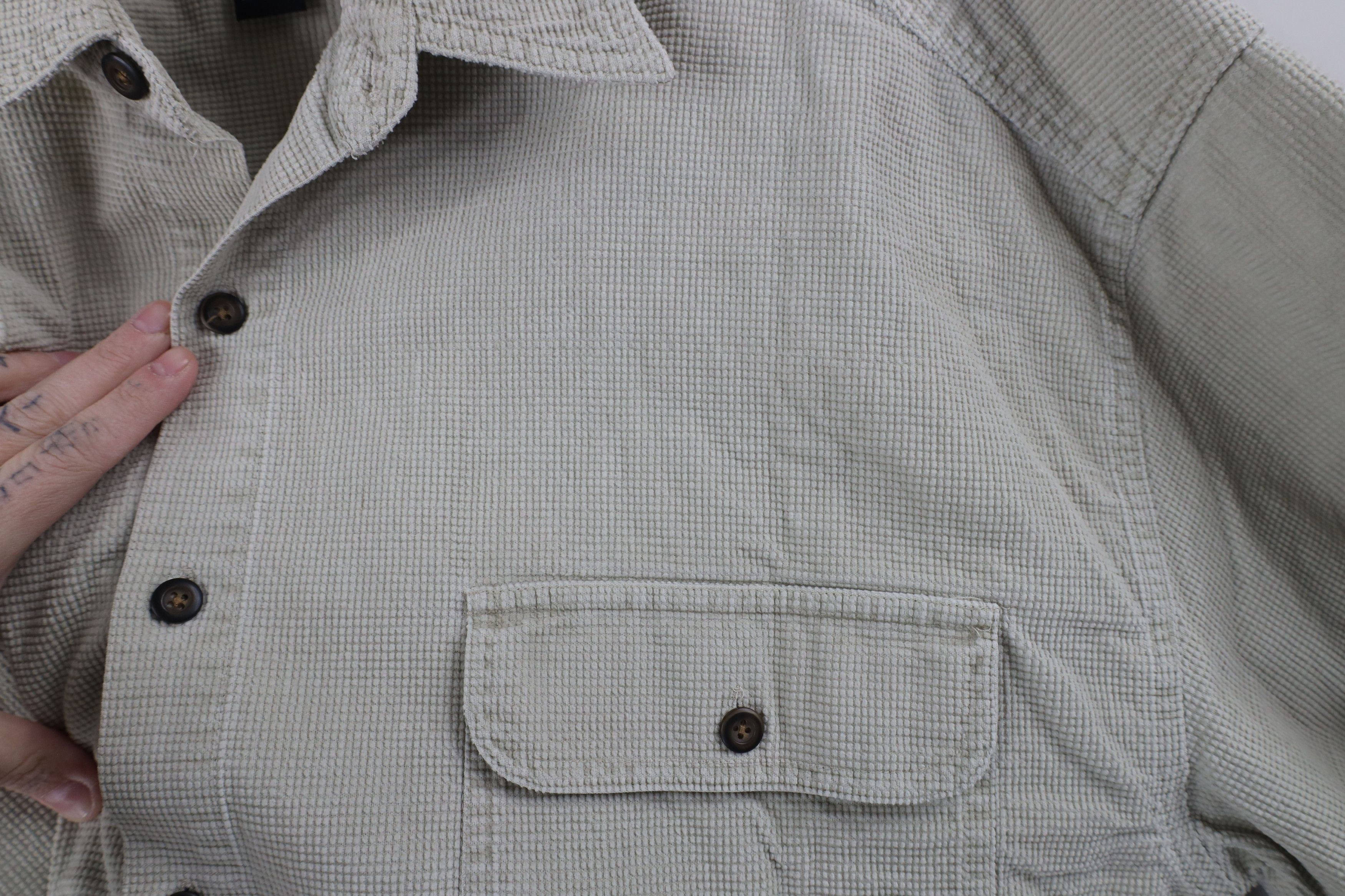 Vintage Vintage 90s Streetwear Corduroy Collared Button Shirt Beige Size US L / EU 52-54 / 3 - 4 Thumbnail