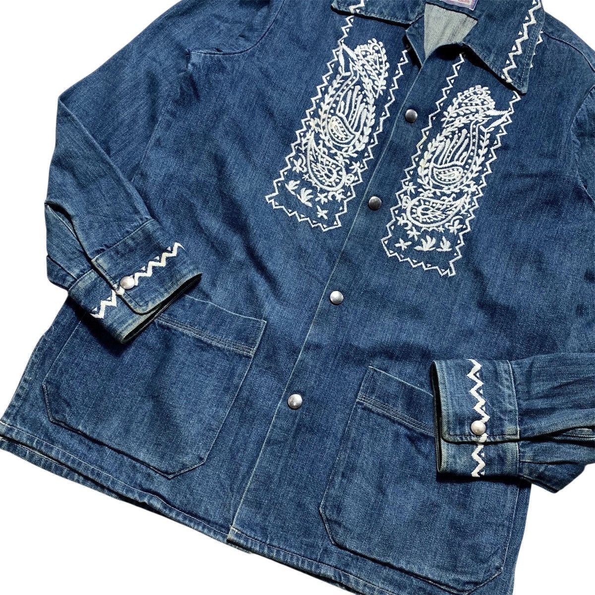 Blue Blue Japan Blue Blue Japan Embroidery Chore Denim Jacket Size US M / EU 48-50 / 2 - 3 Thumbnail