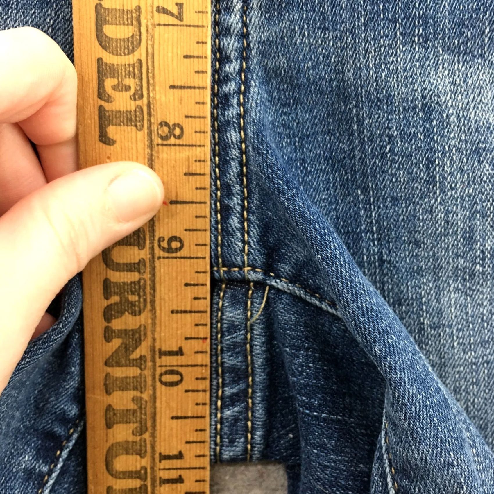 Banana Republic Banana Republic Bermuda Shorts Womens 27R Blue Denim Mid Rise Bermuda Shorts Womens 27R Blue Denim Mid Rise Size 27" / US 4 / IT 40 - 7 Thumbnail