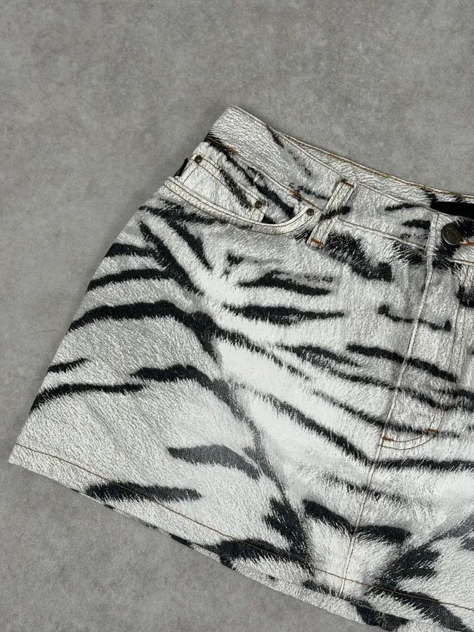 Just Cavalli SS2002 Cavalli White & Black Savage Zebra Skirt Size 29" - 5 Thumbnail