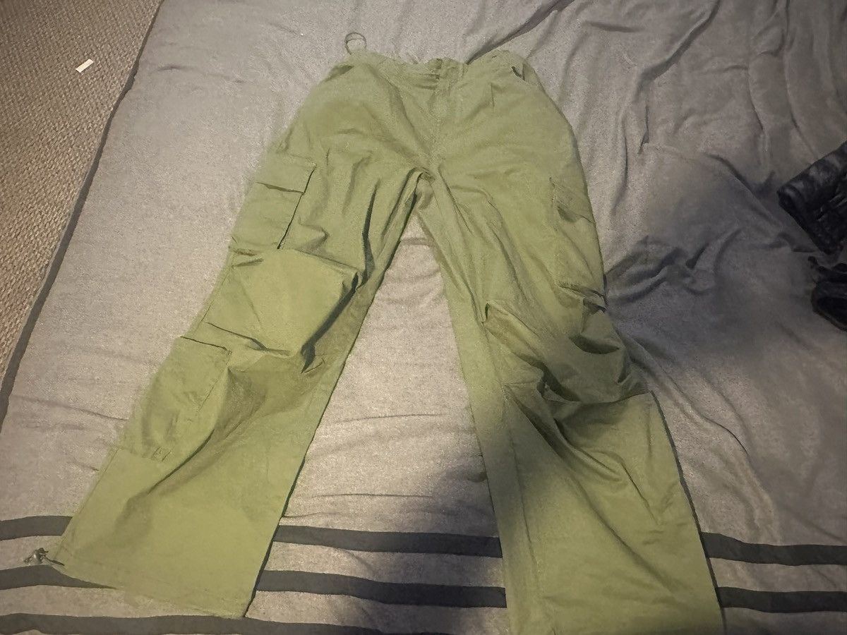 Forever 21 Oversized F21 Cargo Size US 34 / EU 50 - 2 Thumbnail