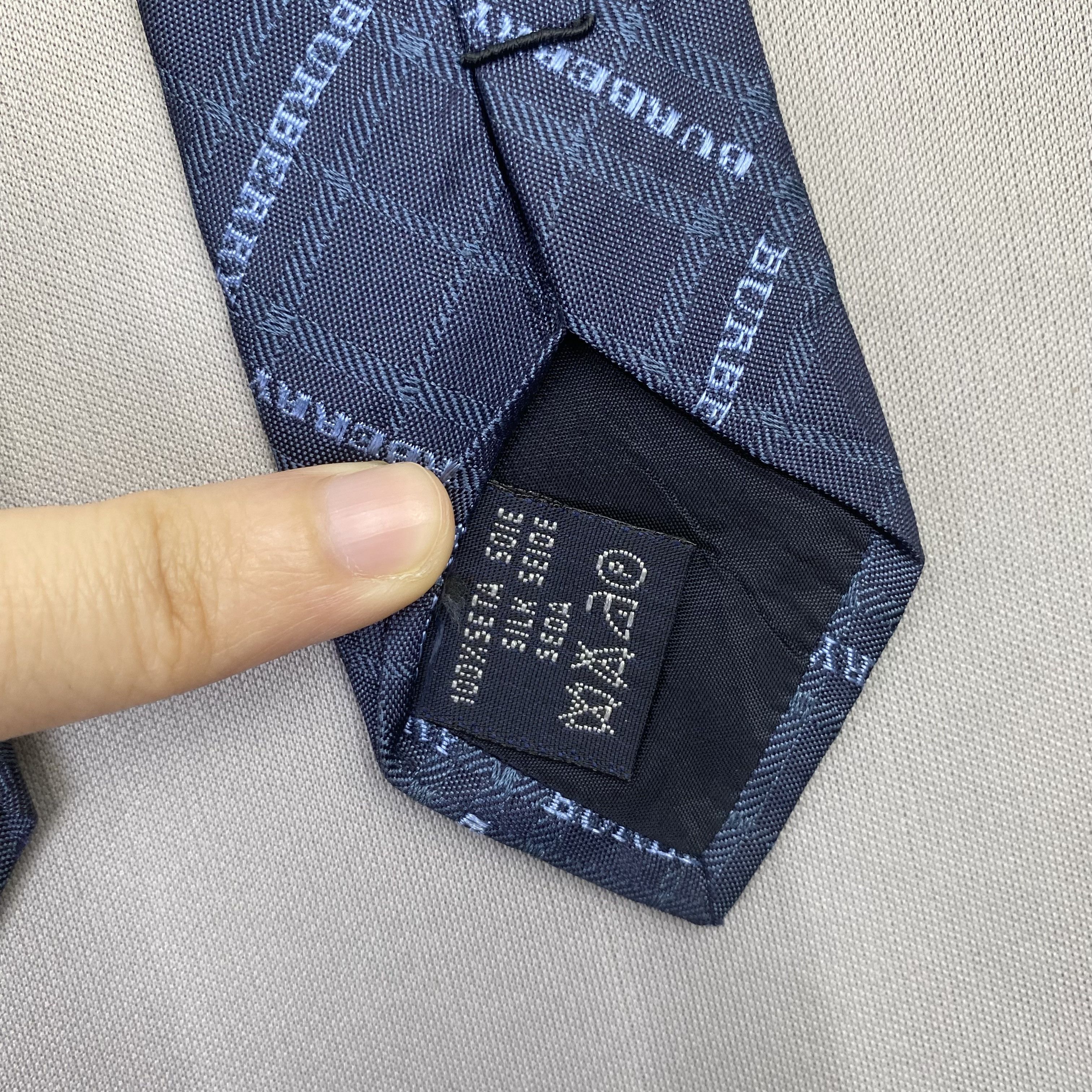 Burberry Vintage Burberry SILK Necktie Cravate Pure Silk Neck Tie Size ONE SIZE - 7 Thumbnail