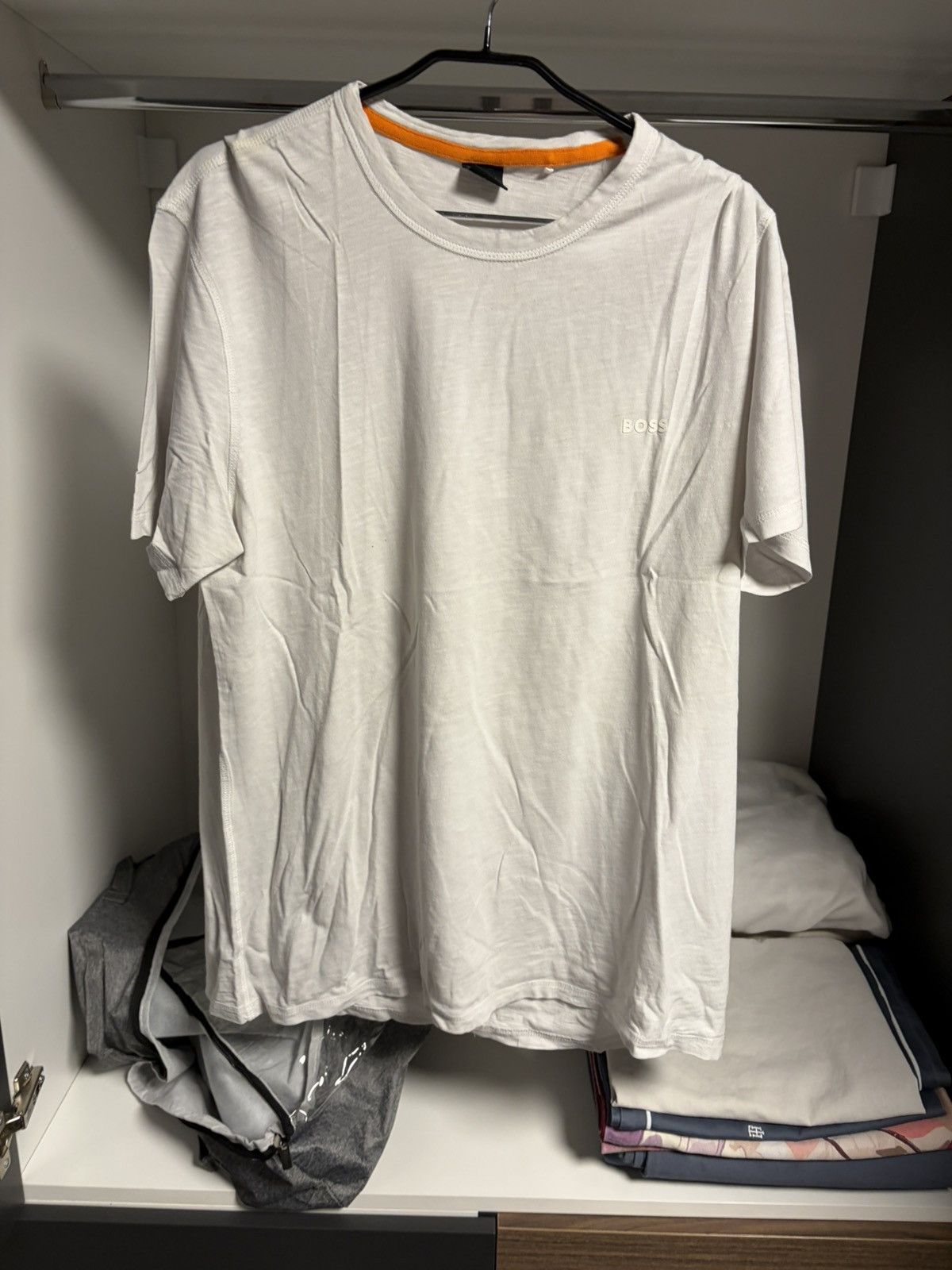 Hugo Boss HUGO BOSS WHITE TEESHIRT Size US XL / EU 56 / 4 - 1 Thumbnail