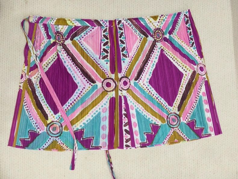 Issey Miyake Issey Miyake size:5 Pink pleated crayon skirt Size 31" - 2 Thumbnail
