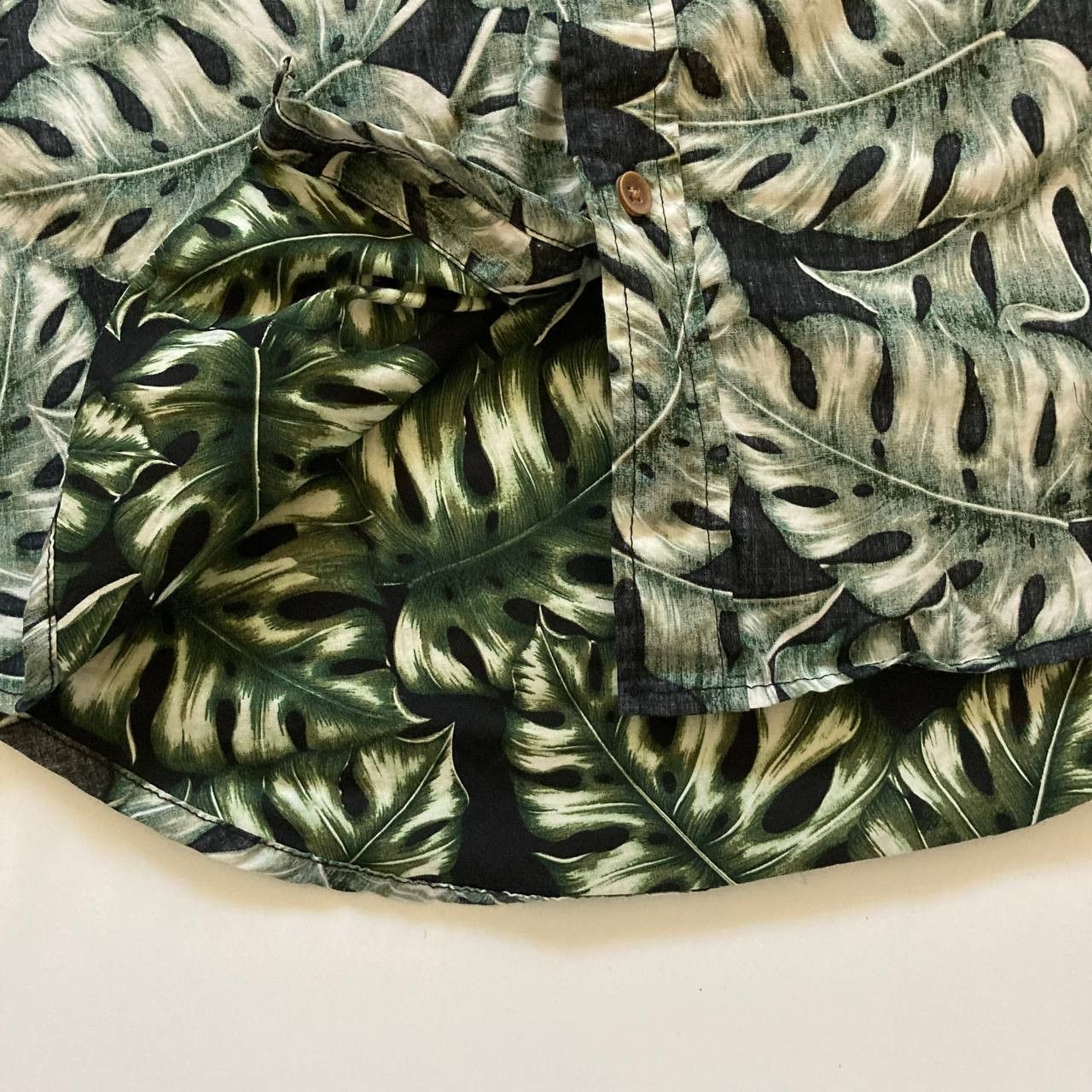 Globe Globe Skateboards Australia Aloha Floral Beach Size US M / EU 48-50 / 2 - 5 Thumbnail