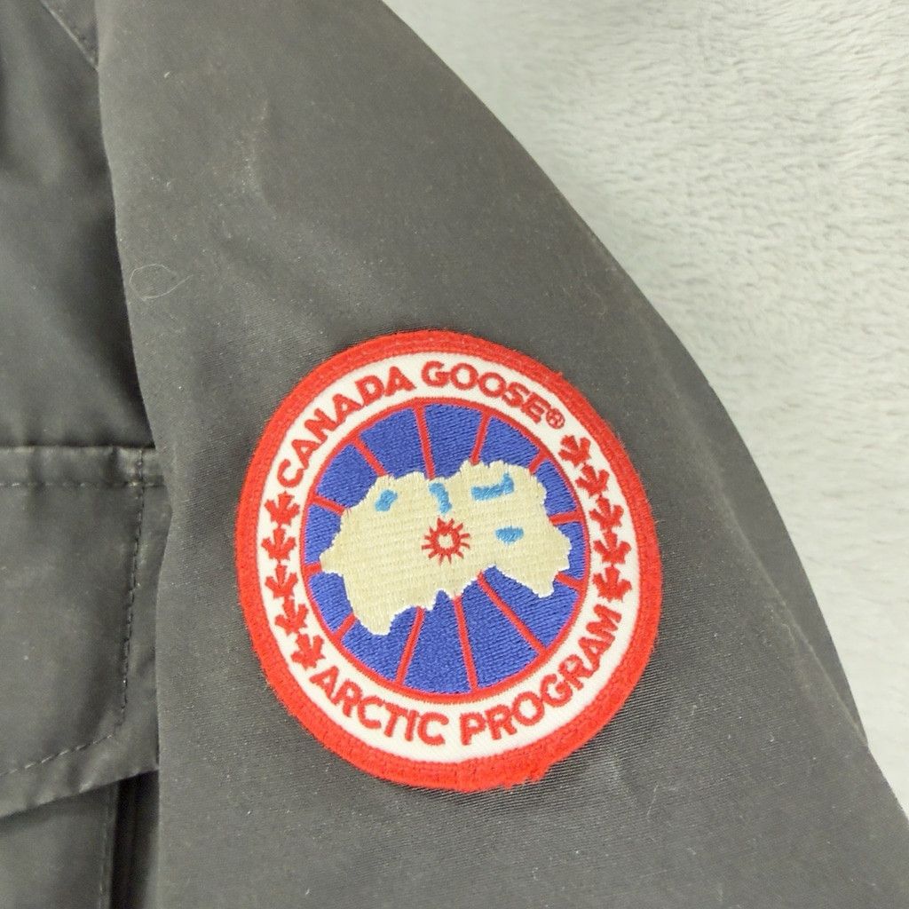 Canada Goose Canada Goose Men's Sz XS Black 100% White Duck Down Kamloops Size US XS / EU 42 / 0 - 13 Thumbnail