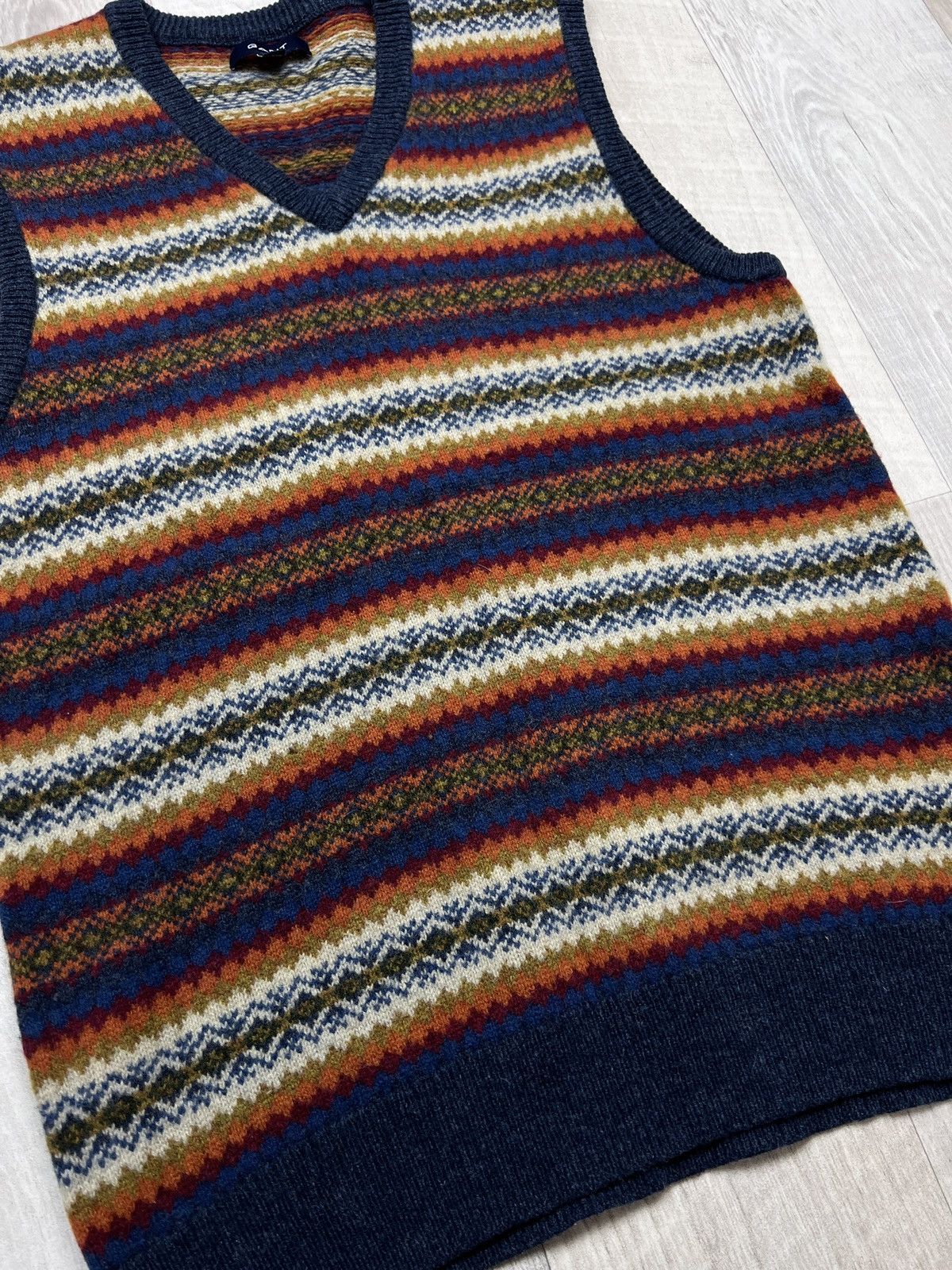 Gant Gant Wool Native Pattern Gilet (Y0340) Size XL / US 12-14 / IT 48-50 - 2 Thumbnail