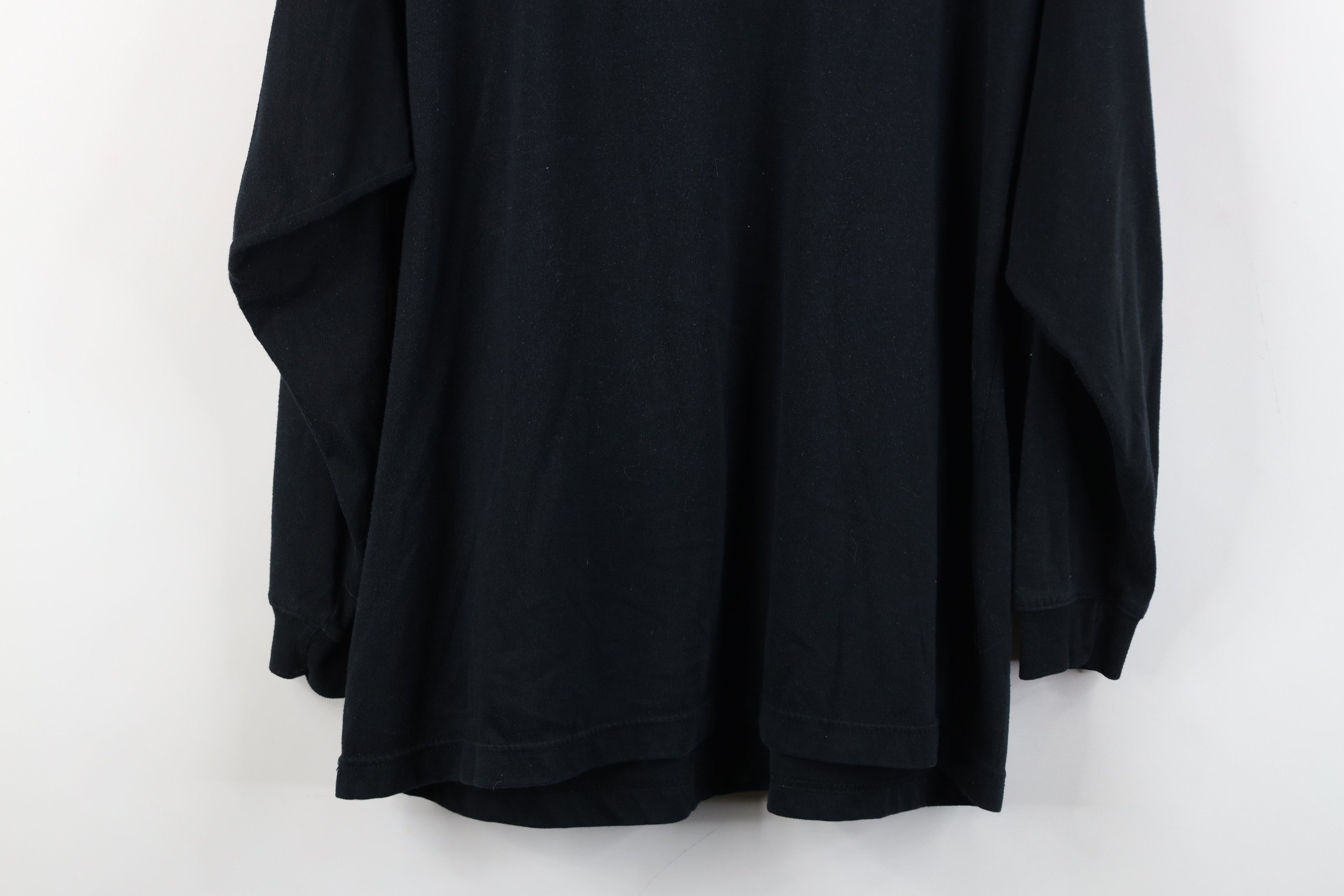 Vintage Vintage 90s Streetwear Blank Knit Big Pocket T-Shirt Black Size L / US 10 / IT 46 - 13 Thumbnail