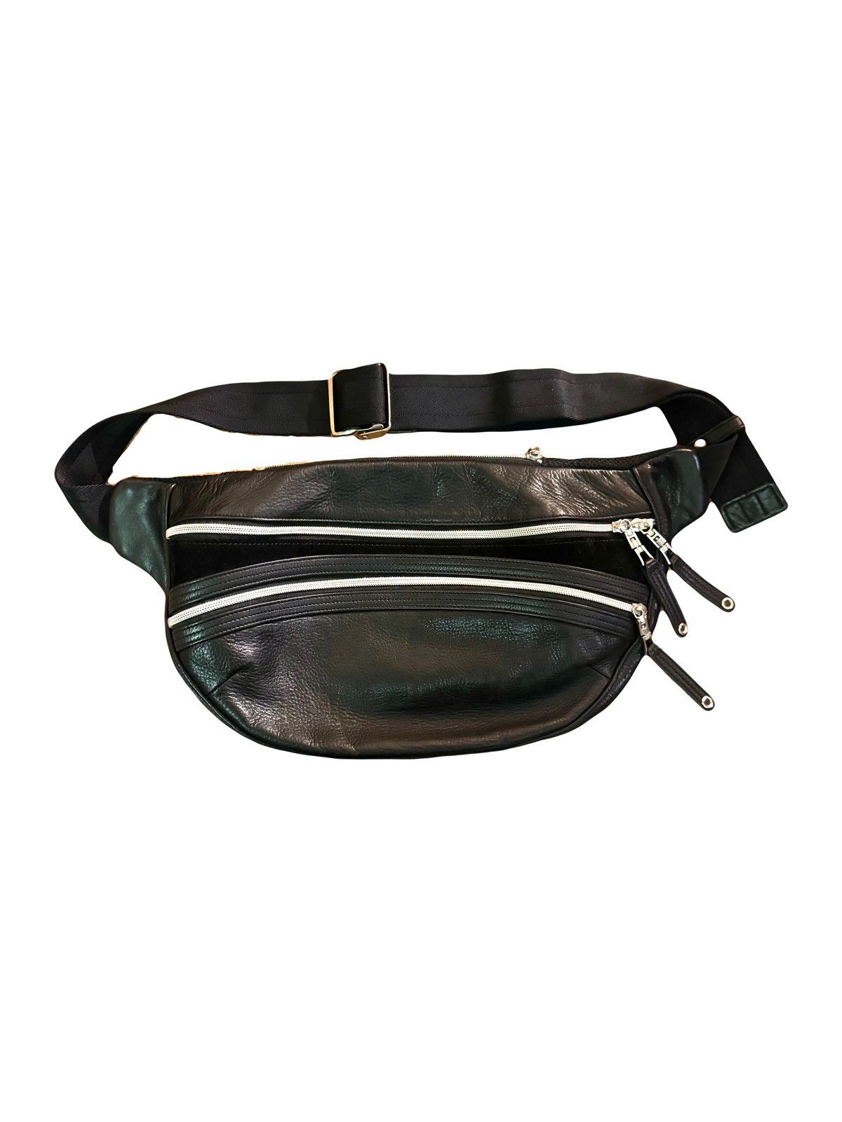 mspc masterpiece black leather big bump bag