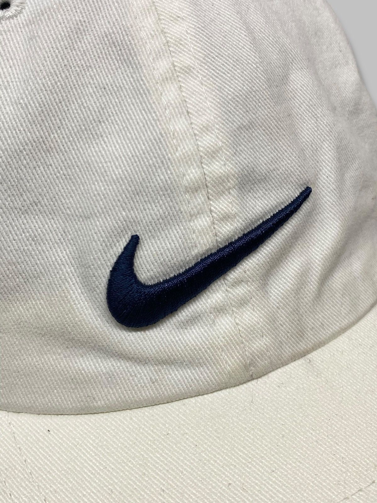 Nike Nike Cap Vintage Swoosh White 90s Size ONE SIZE - 4 Thumbnail