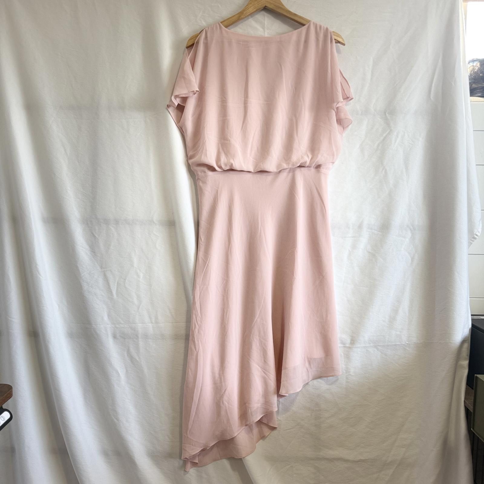Other IRIS & INK Blush Asymmetrical Midi Dress UK 12 / US 8 Size M / US 6-8 / IT 42-44 - 1 Thumbnail