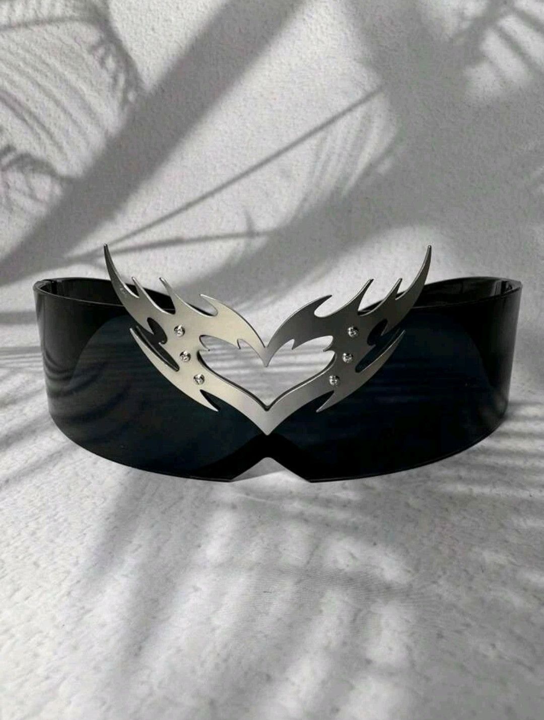 Electric Visual × Japanese Brand Cartoon Sci-fi Y2K Heart Decor Sunglasses sh Size ONE SIZE - 2 Thumbnail