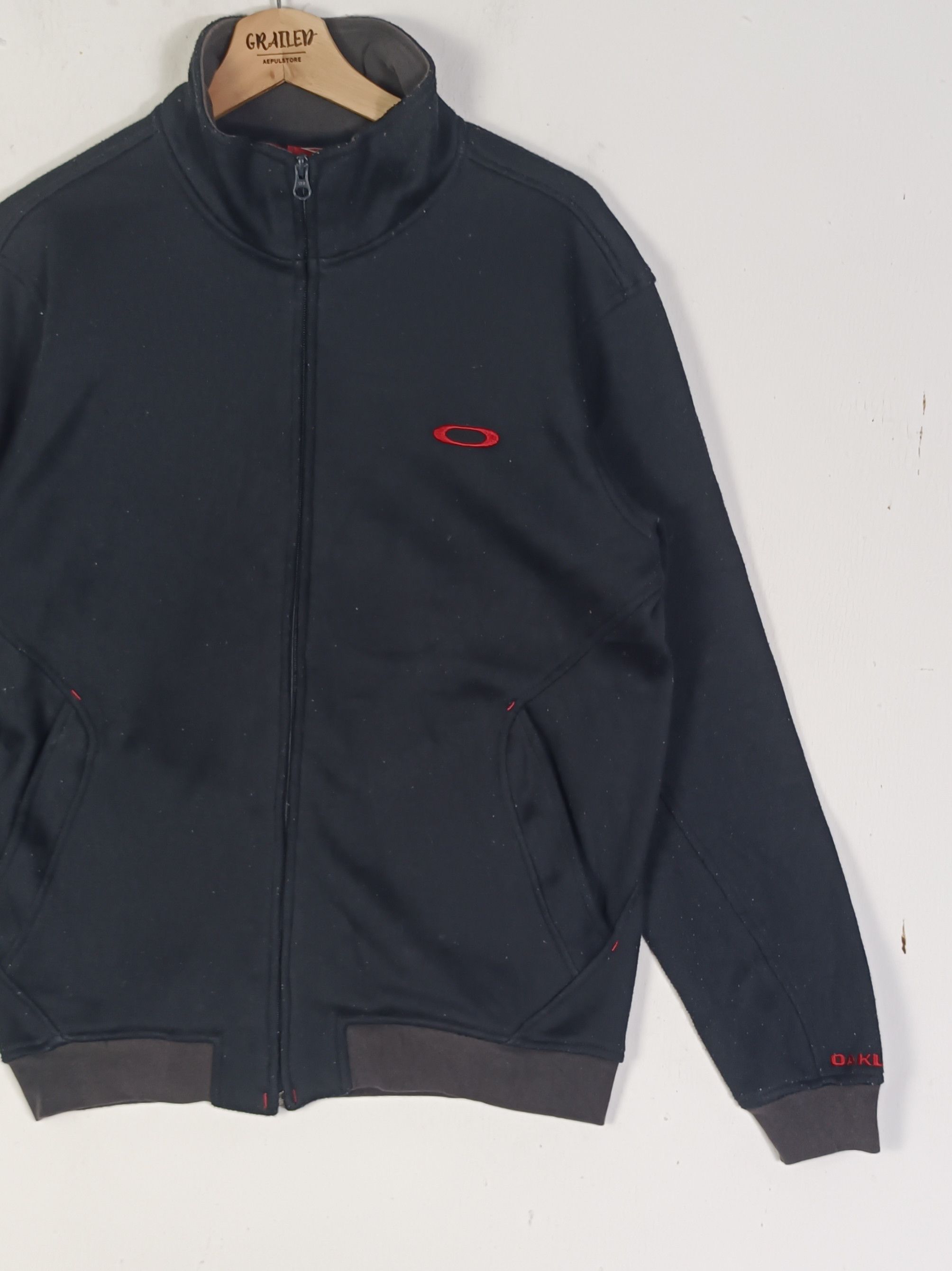 Oakley 🔥Vintage Oakley Full Zipper Iconic Logo Size US M / EU 48-50 / 2 - 4 Thumbnail