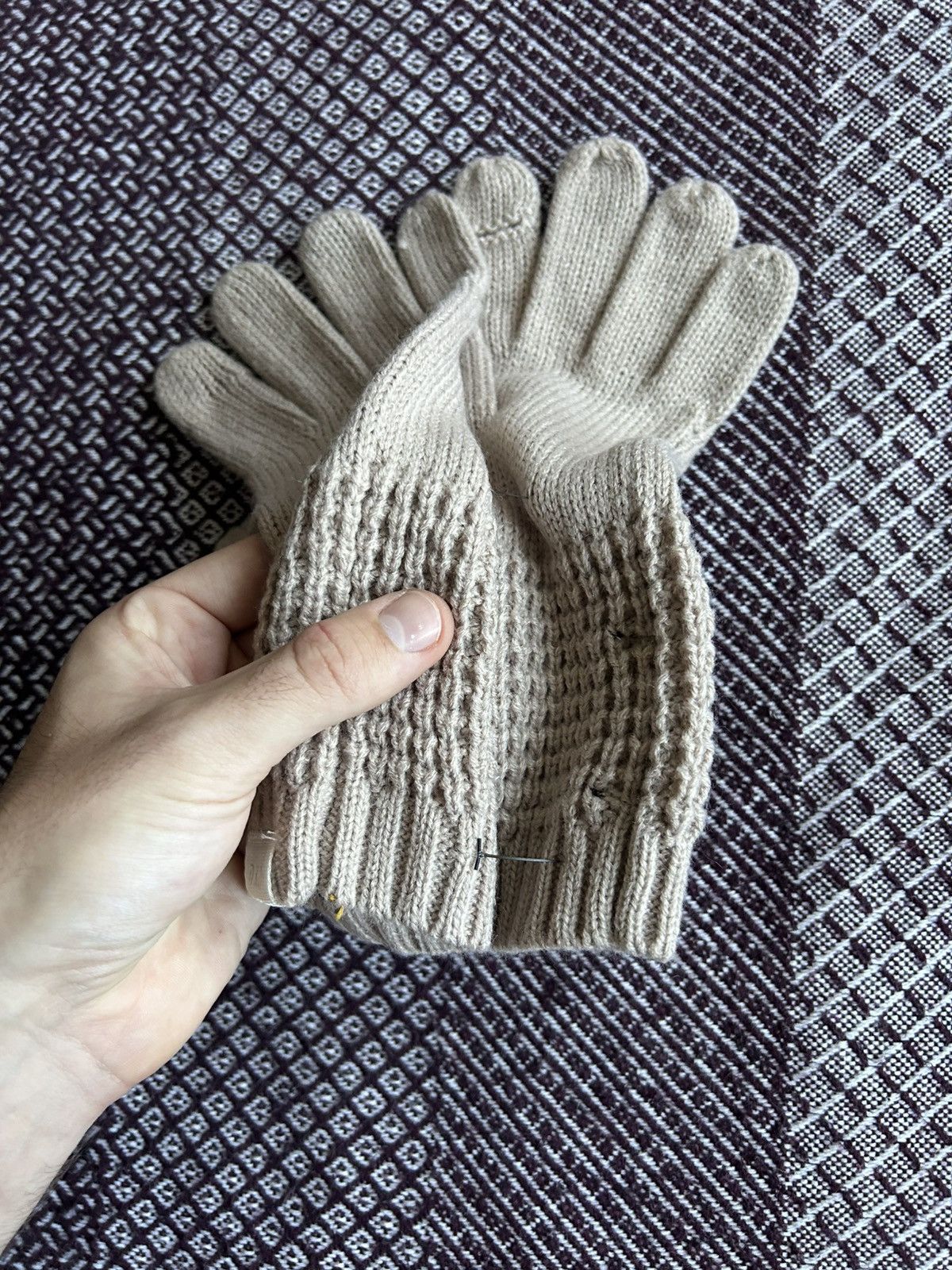 DKNY DKNY Wool Gloves Women Beige Solid Style One Size Size ONE SIZE - 4 Thumbnail