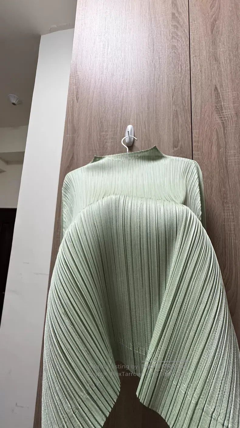 Issey Miyake Issey Miyake Light Green Long Sleeve Top Size L / US 10 / IT 46 - 5 Thumbnail