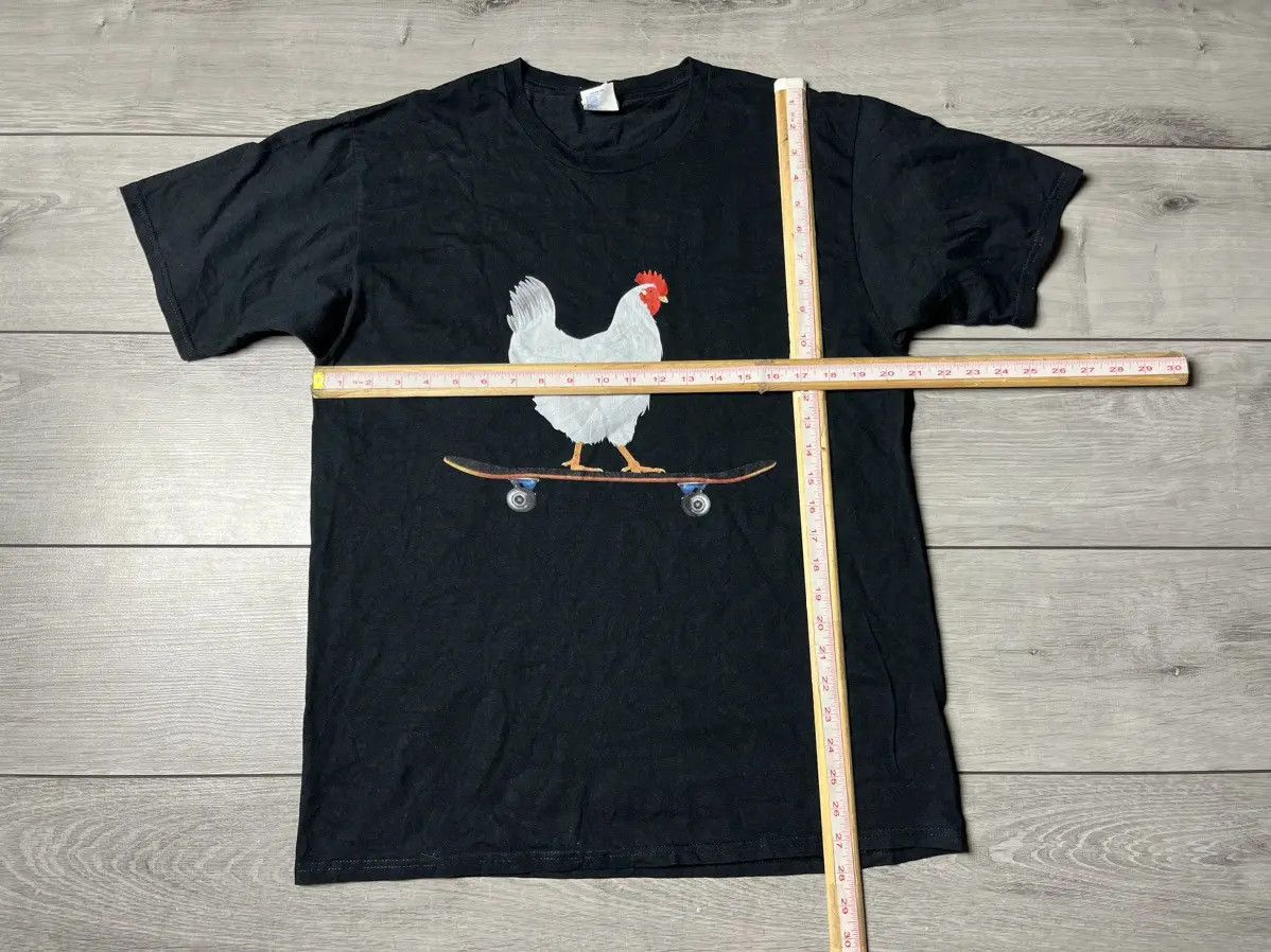 Band Tees Rooster on a skateboard Tshirt humor size Large Size US L / EU 52-54 / 3 - 5 Thumbnail