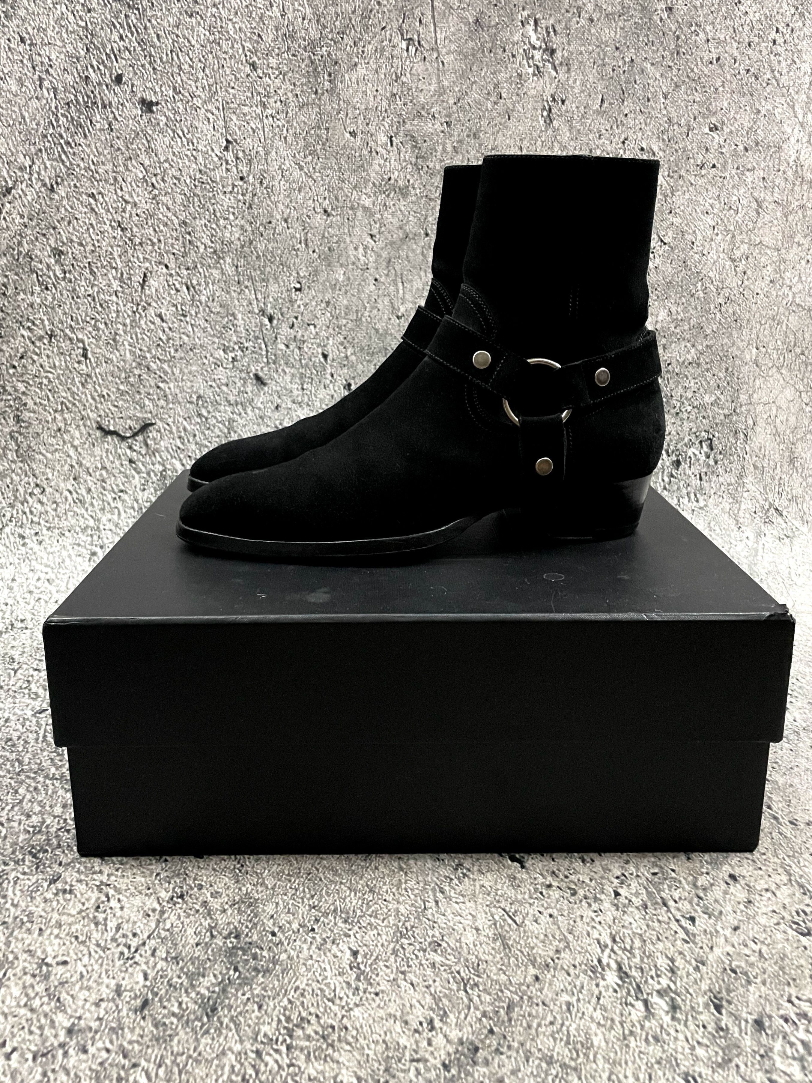 image of Saint Laurent Paris 40 Mm Wyatt Belted Suede Cropped Boots in Black, Men's (Size 9)