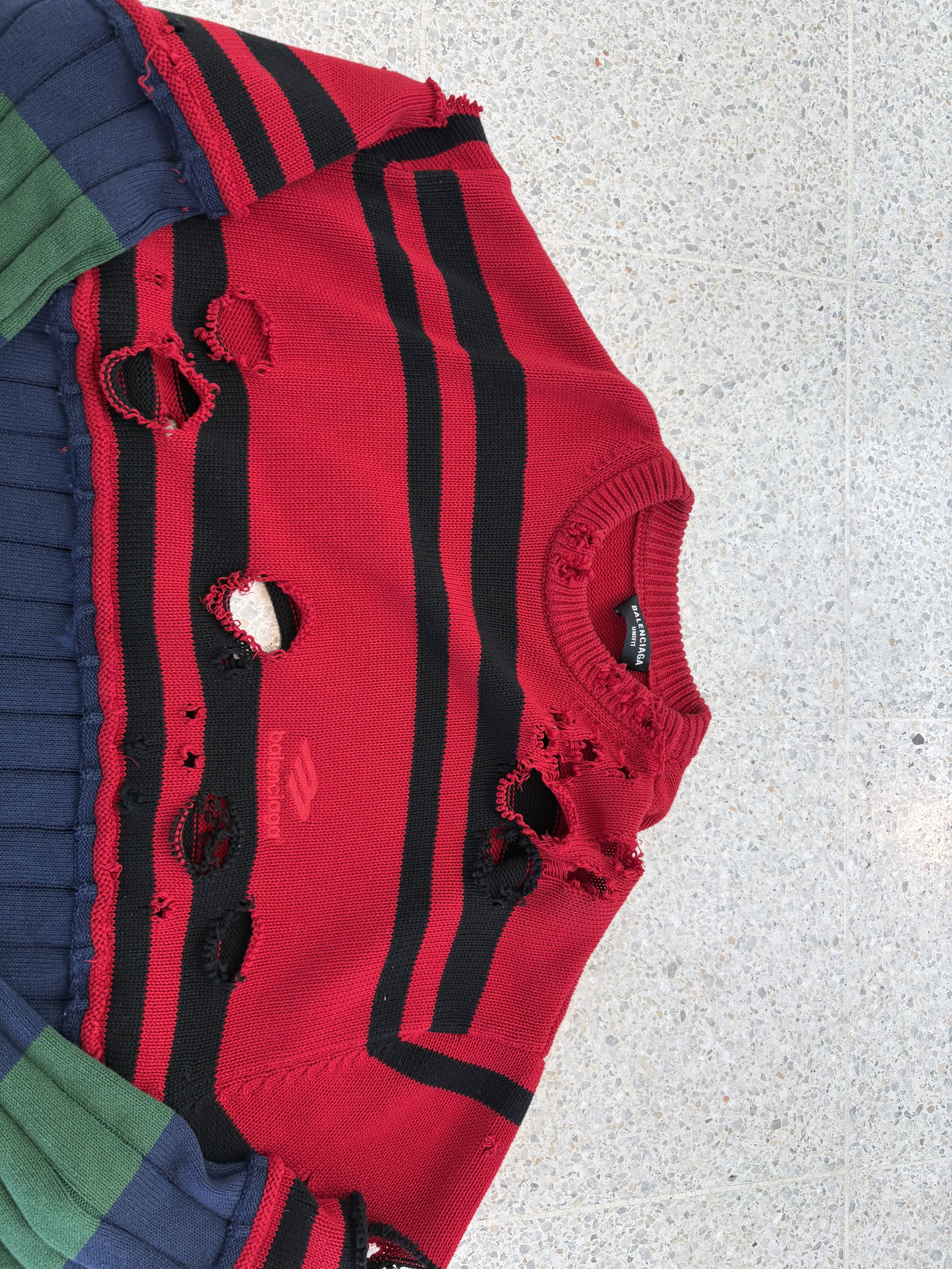 Balenciaga Balenciaga 3B Logo Destroyed Multiknit Sweater Size US XS / EU 42 / 0 - 5 Thumbnail