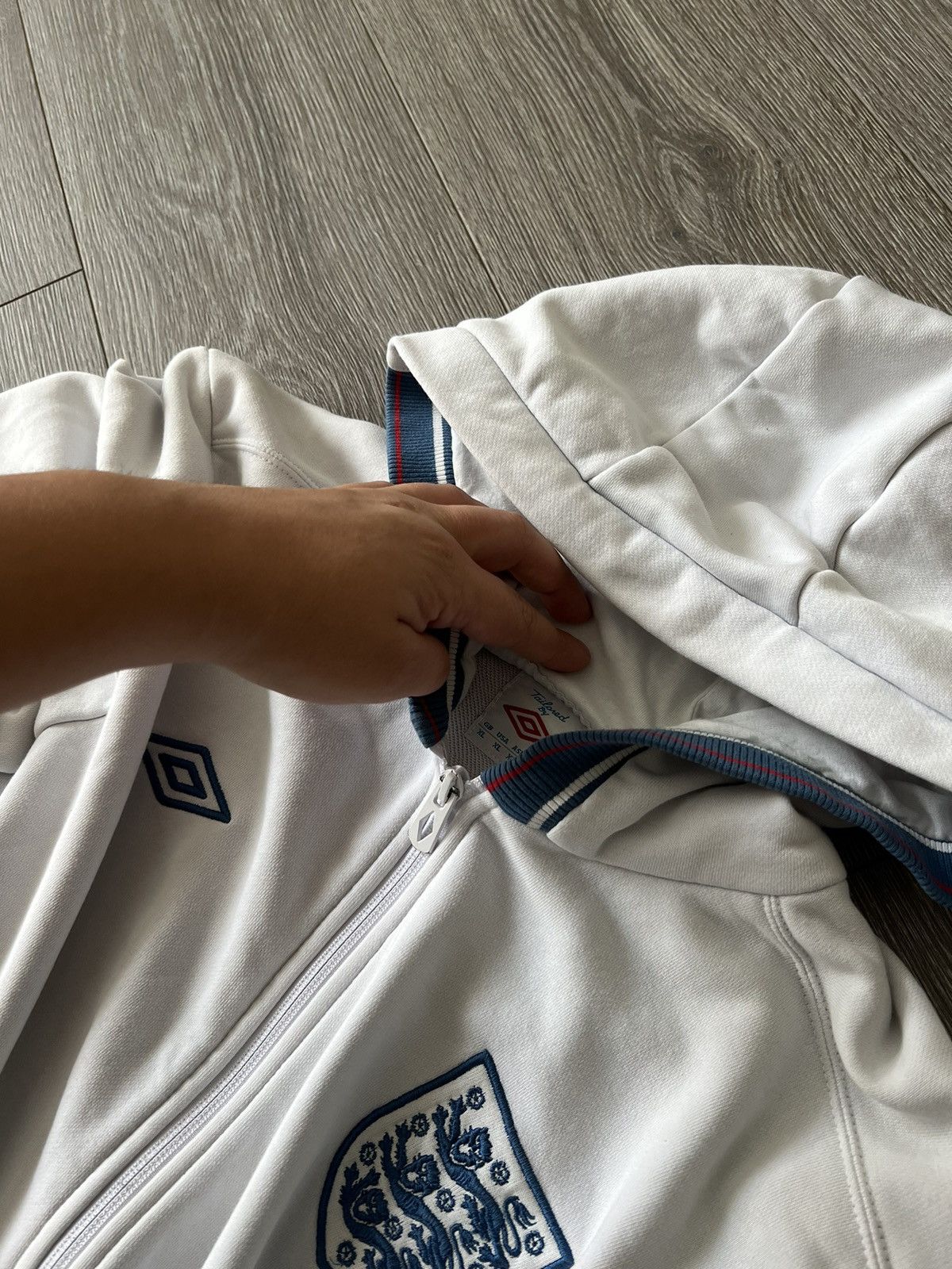 Umbro × Vintage Vintage Umbro England Football Hoodie Soccer Jersey Size US XL / EU 56 / 4 - 10 Thumbnail