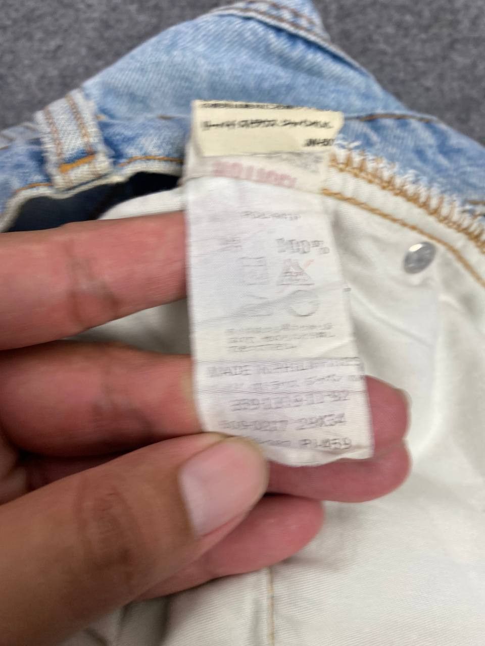 Levi's vintage levis 509 distressed denim Size US 29 - 12 Thumbnail