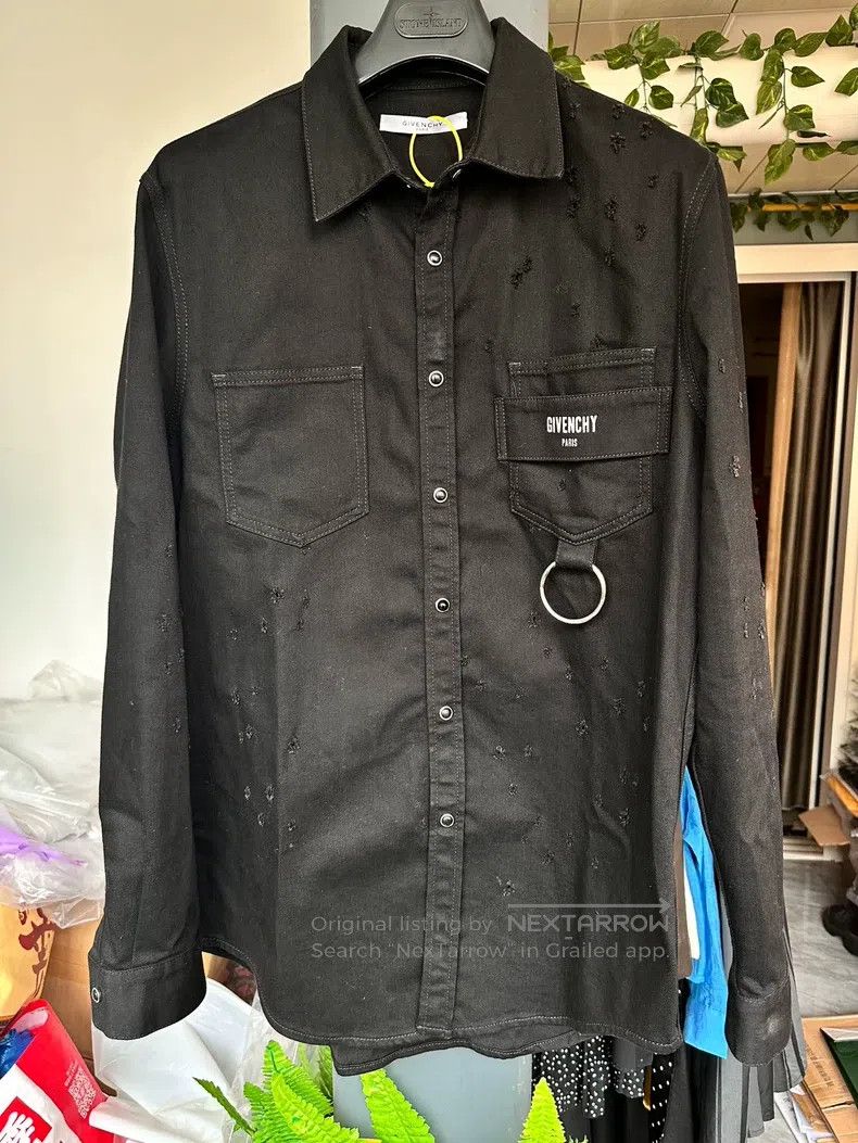 Givenchy Givenchy Black denim circle ring denim jacket with ripped Size US L / EU 52-54 / 3 - 1 Thumbnail