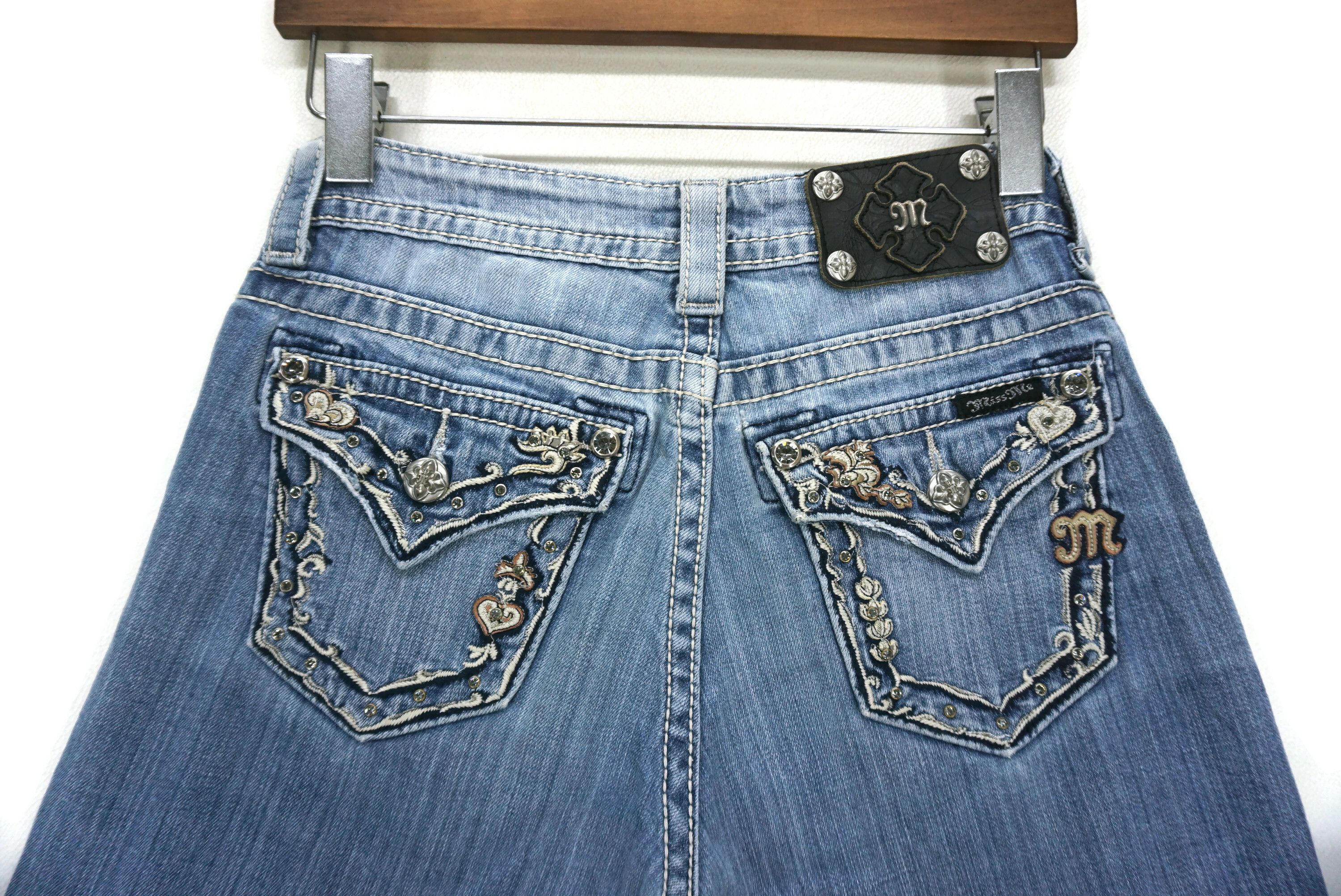 Miss Me Boyfriend Jeans Size 24 fits W29 L25 Studded Cropped Denim Size 24" / US 00 / IT 34 - 6 Thumbnail