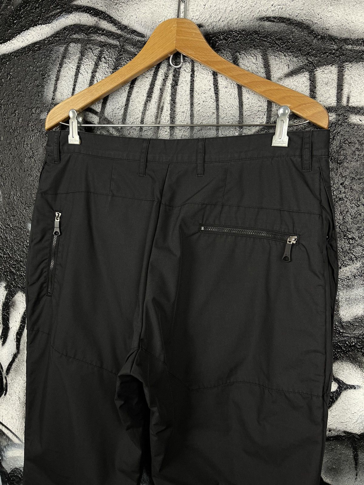 Other Rohan Vintage Outdoor Walking Black Winter Pants Men’s Size Large Size US 34 / EU 50 - 9 Thumbnail