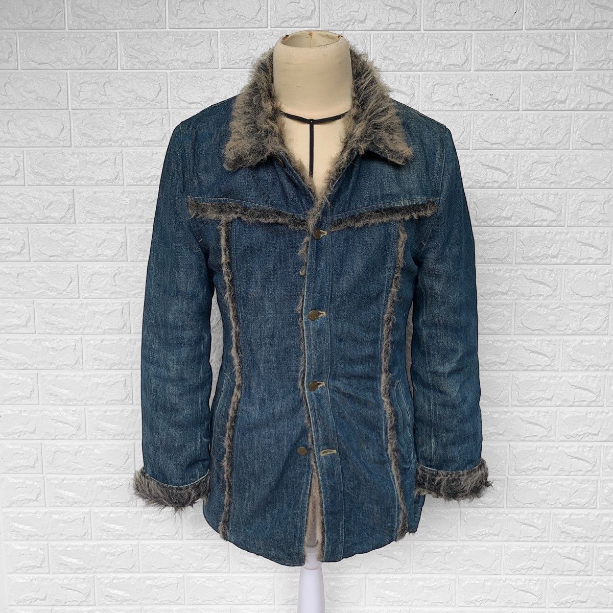 Backbone VINTAGE BACKBONE JAPAN FAUX FUR TRIM BLUE DENIM JACKET Size M / US 6-8 / IT 42-44 - 1 Thumbnail