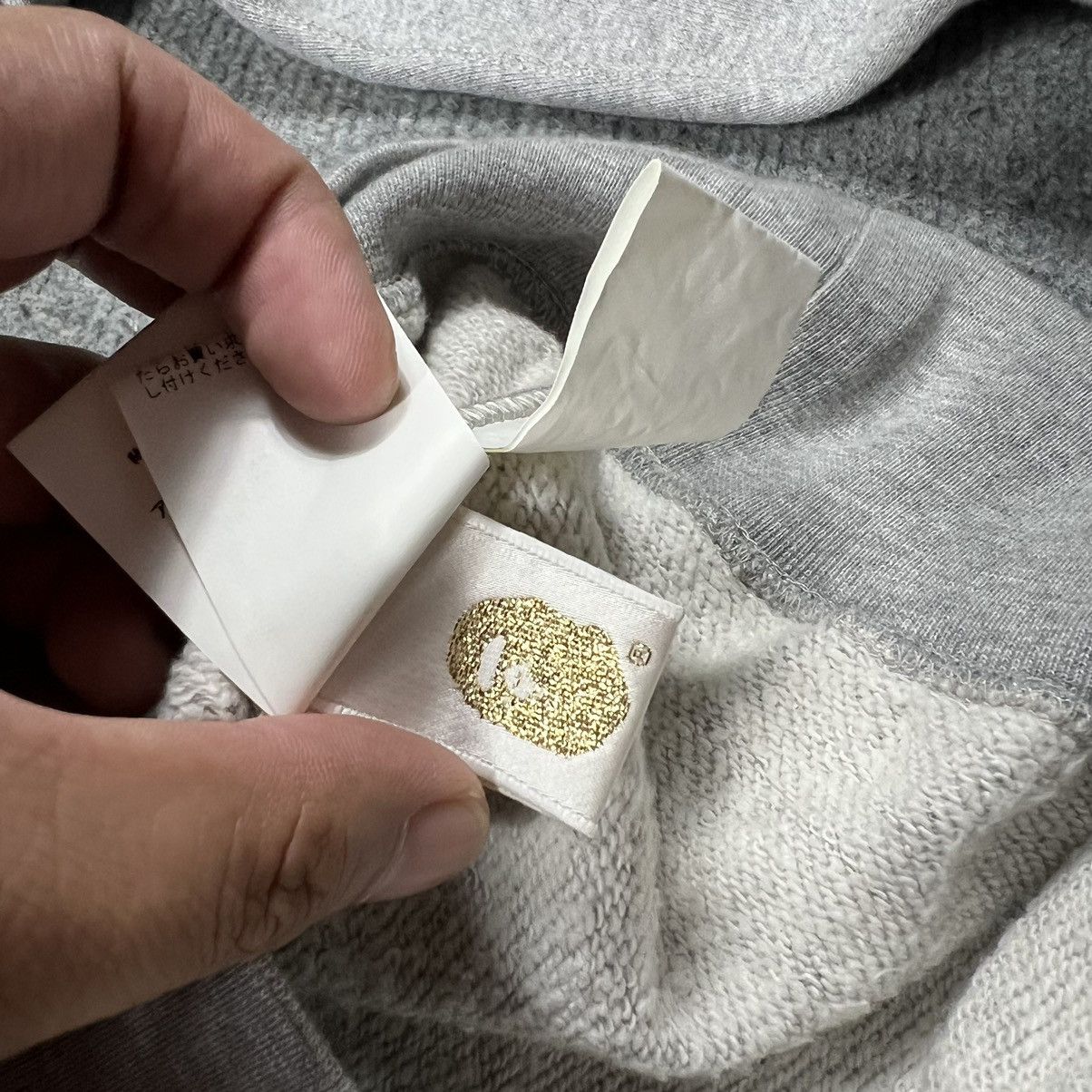 Bape × Nigo OG BAPE SHARK SWAROVSKI CREWNECK Size US M / EU 48-50 / 2 - 8 Thumbnail