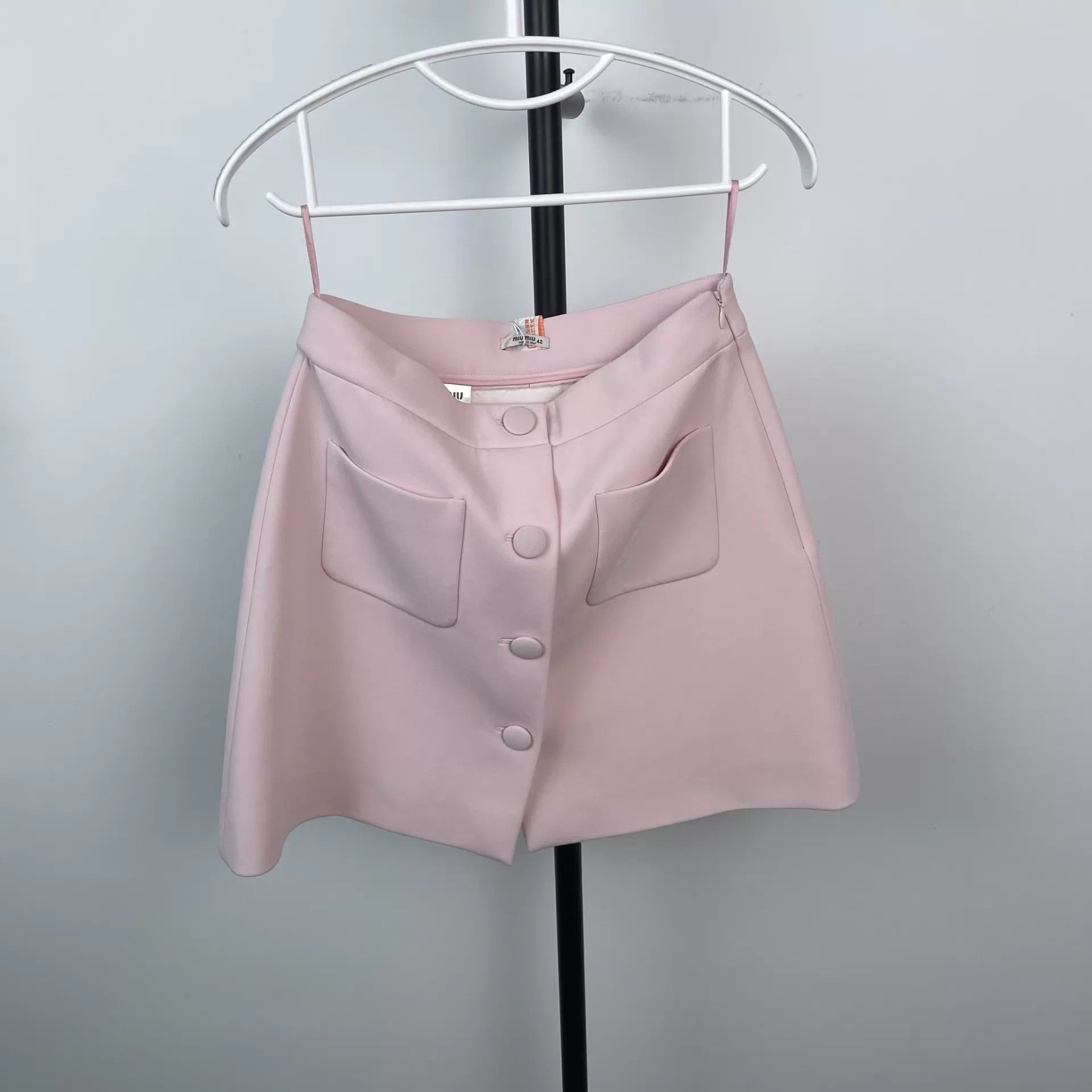 Miu Miu MIU MIU Women's Pink Mini Skirt 42 Size 28" / US 6 / IT 42 - 1 Thumbnail