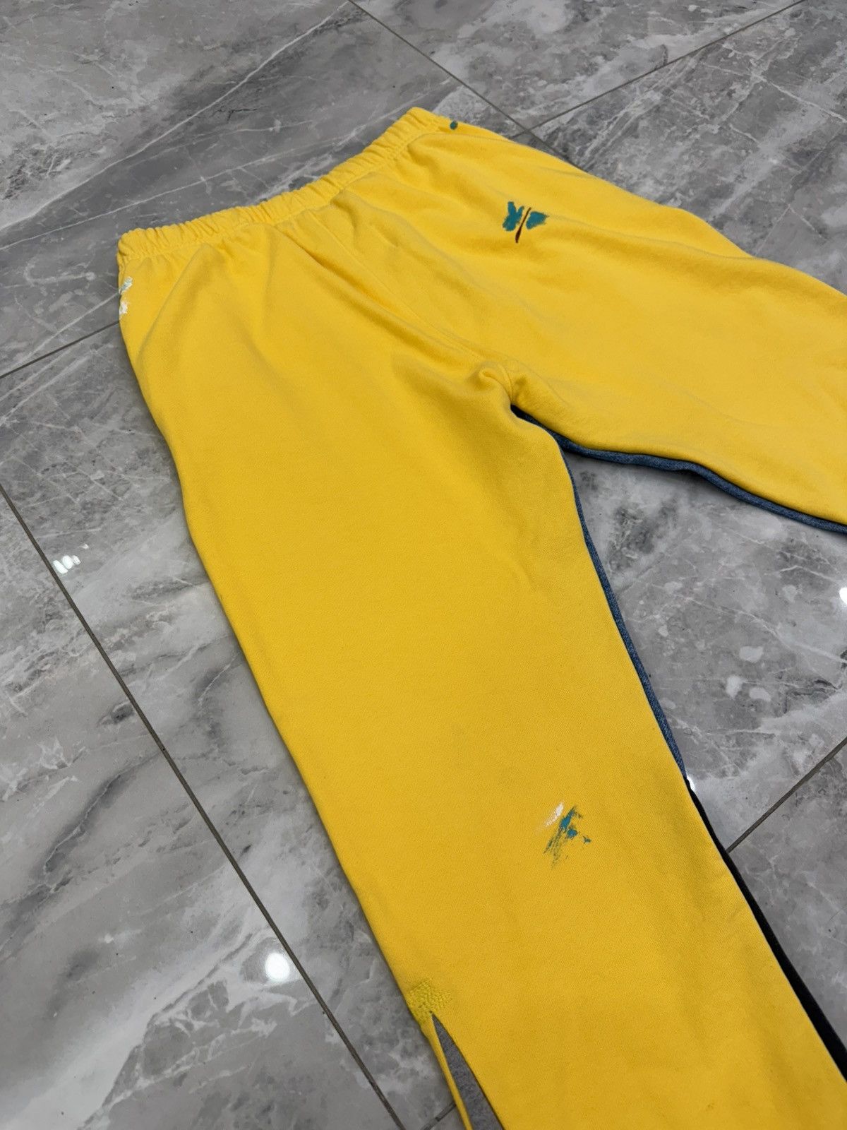 Gallery Dept. Gallery Dept. Yellow Sweatpants Size US 33 - 5 Thumbnail