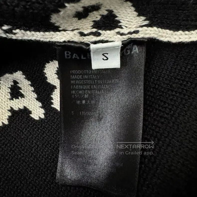 Balenciaga Balenciaga Light beige all-over print sweater Size US S / EU 44-46 / 1 - 4 Thumbnail