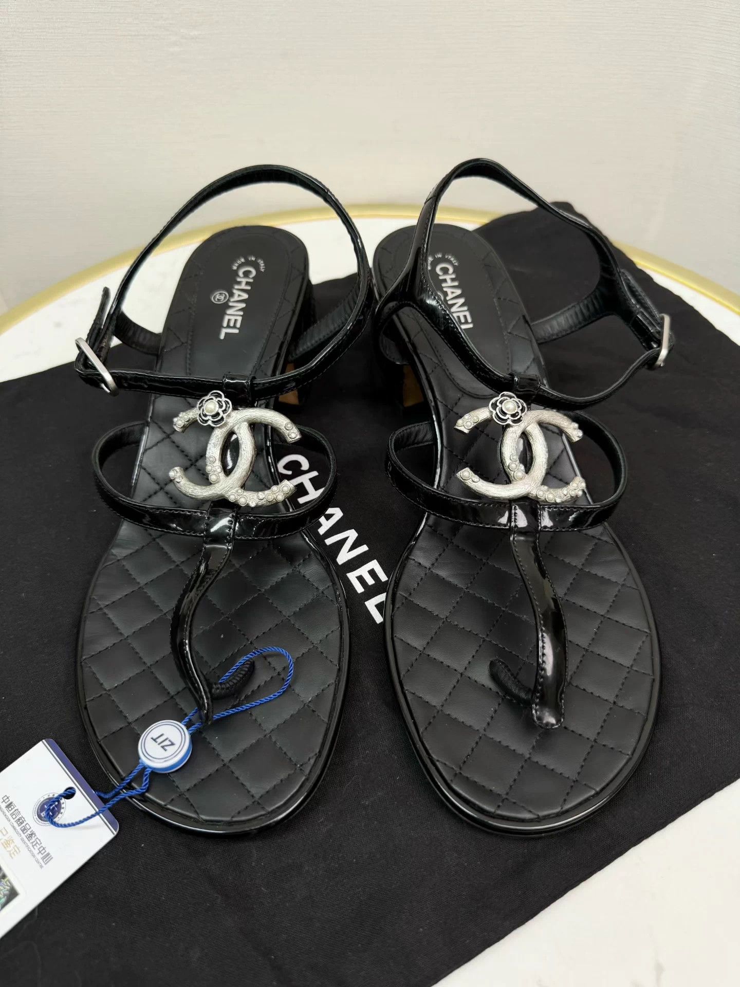 Chanel Chanel Authentic Sandals FR 39 2-3 wears cleaned Size US 8 / IT 38 - 1 Thumbnail
