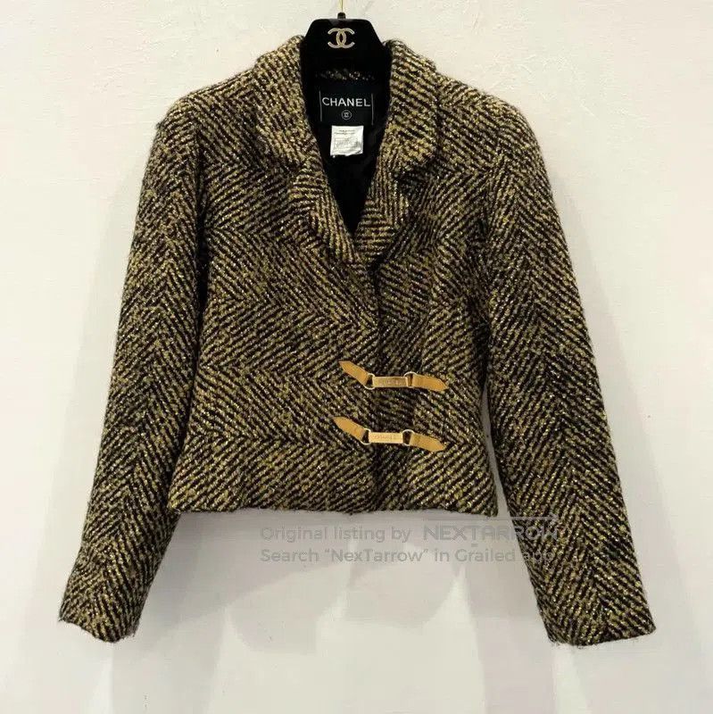 Chanel Chanel Gold Wool Women's Jacket . Size S / US 4 / IT 40 - 1 Thumbnail
