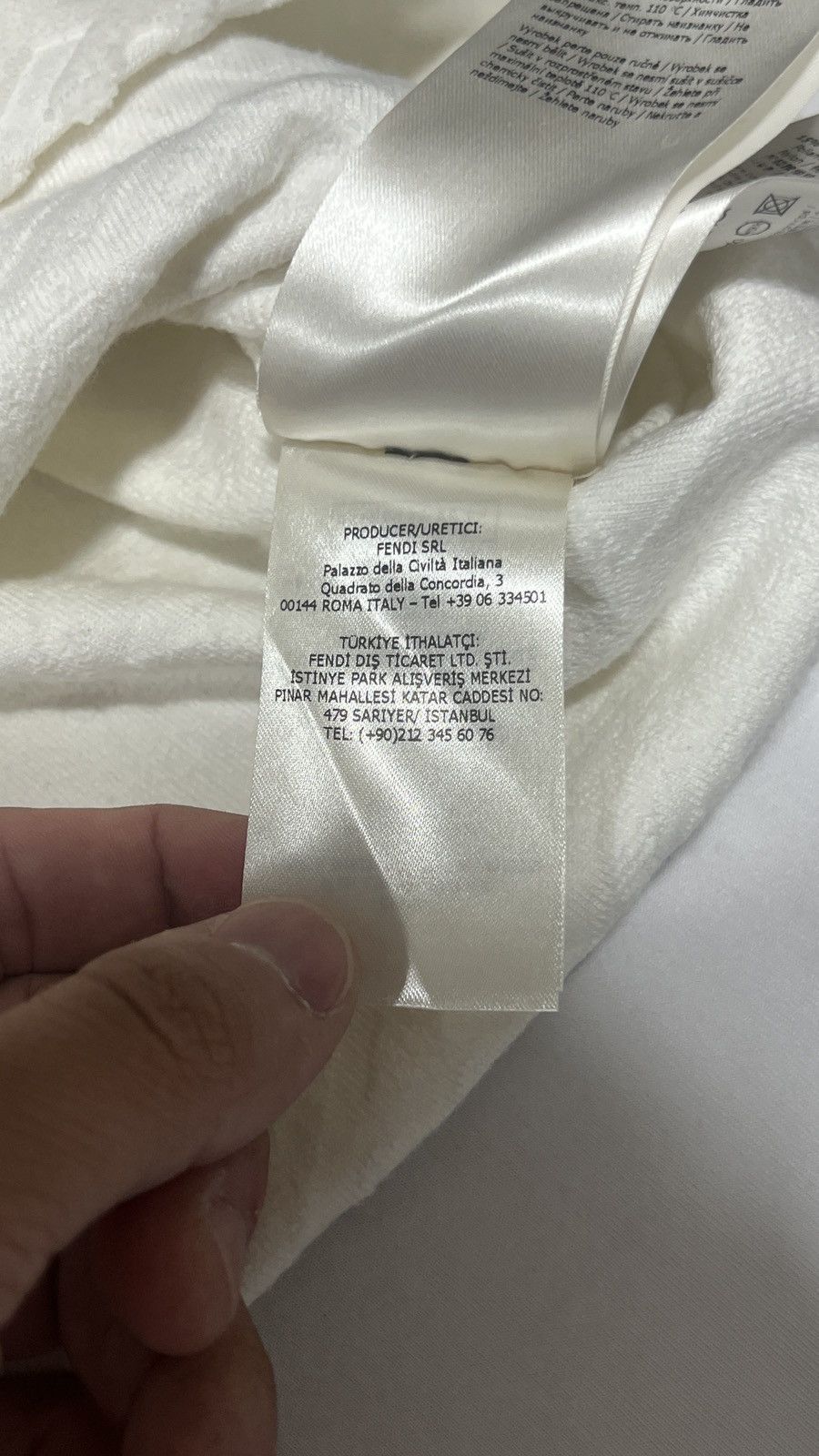 Fendi Fendi Monogram Towel White Tee Size US L / EU 52-54 / 3 - 9 Thumbnail