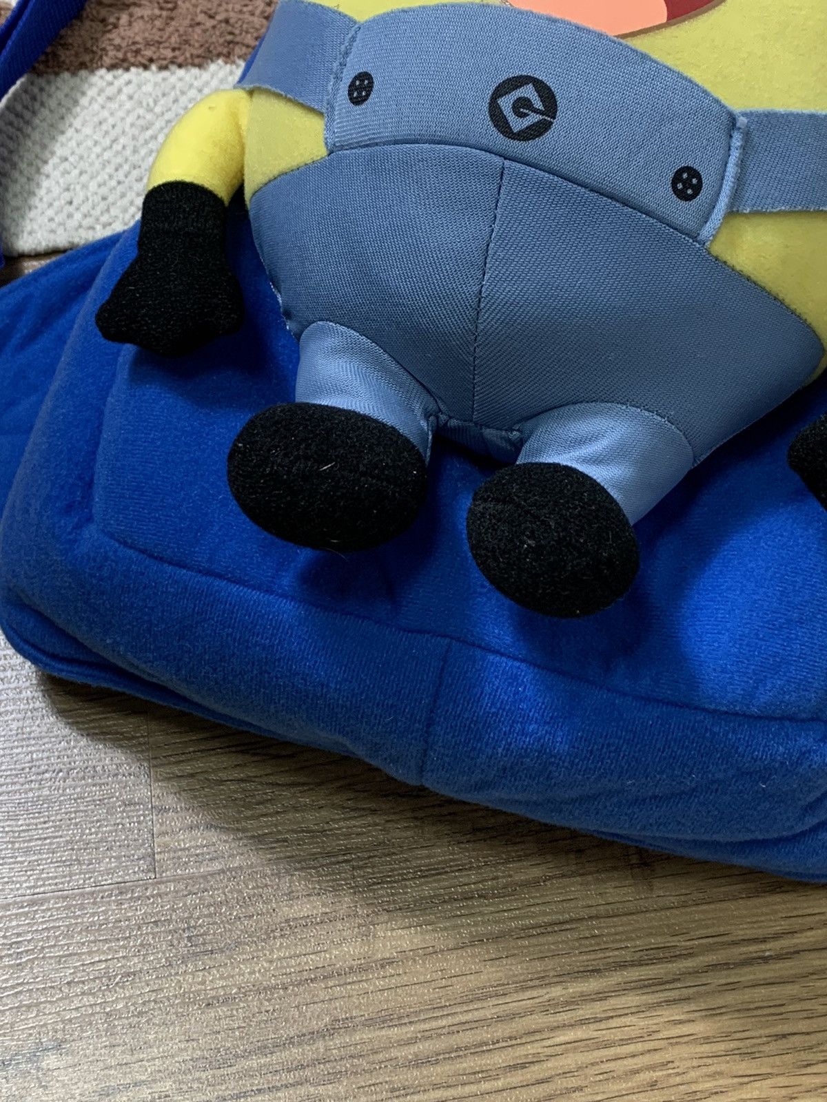 Cartoon Network VINTAGE MINION “DESPICABLE ME 2”CUTE 3D BACKPACK Size ONE SIZE - 6 Thumbnail