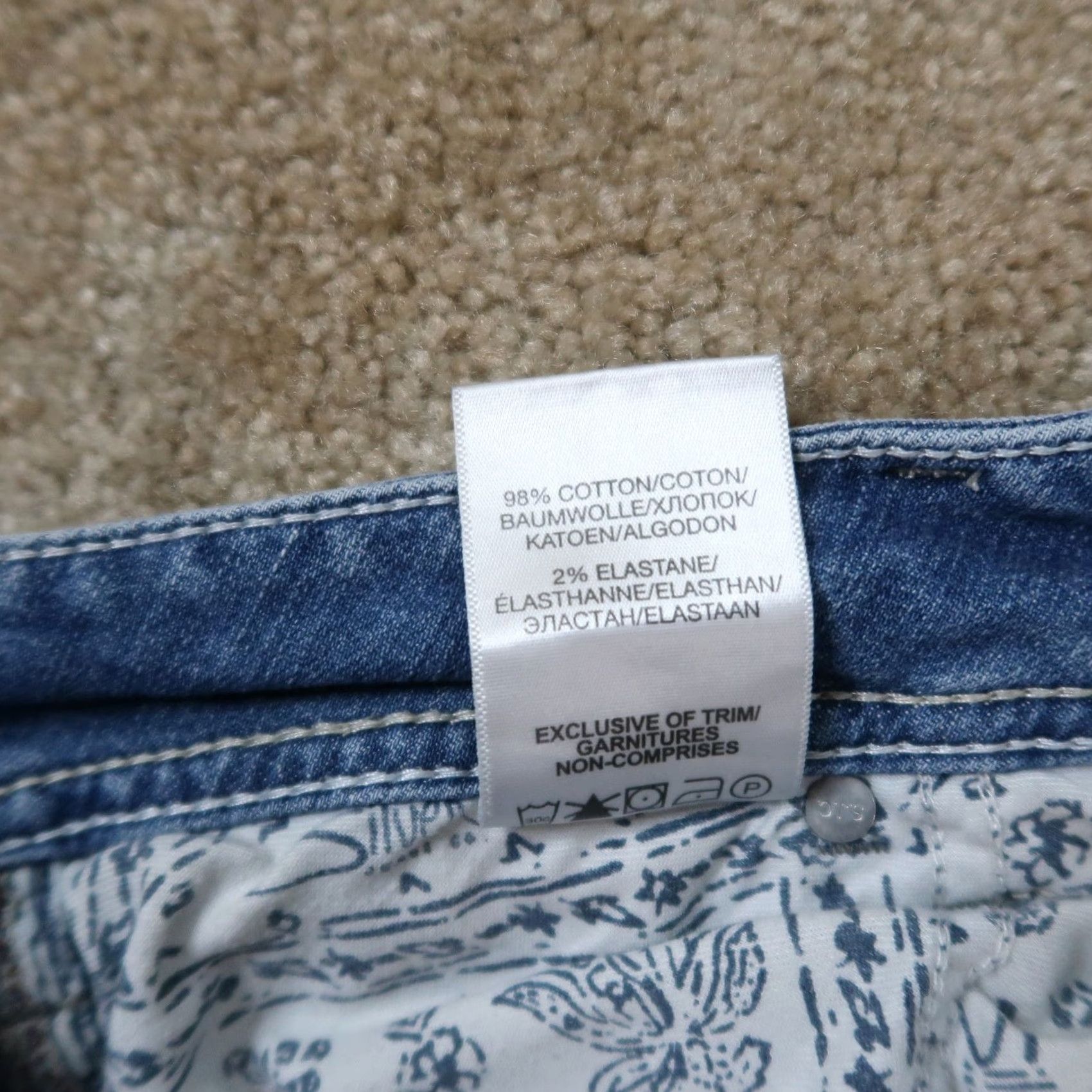 Silver Jeans Co. Silver Jeans Suki Capri Jeans Womens 31x22.5 Blue Stretch Denim Capris Slim Size 24" / US 00 / IT 34 - 7 Thumbnail