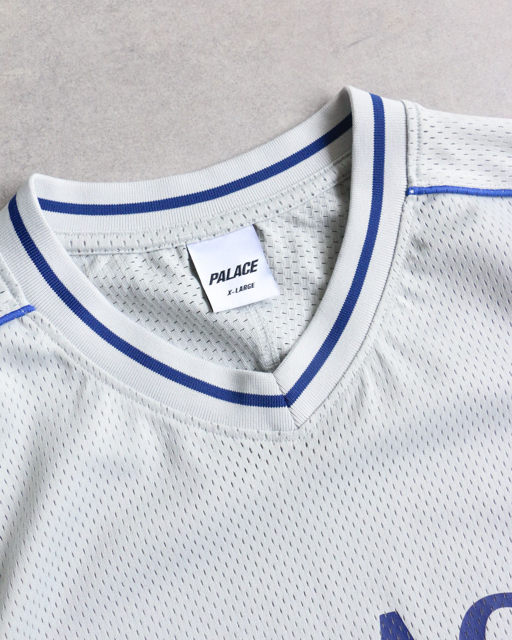 Palace Palace MMIX Football Jersey Grey Size US XL / EU 56 / 4 - 3 Thumbnail