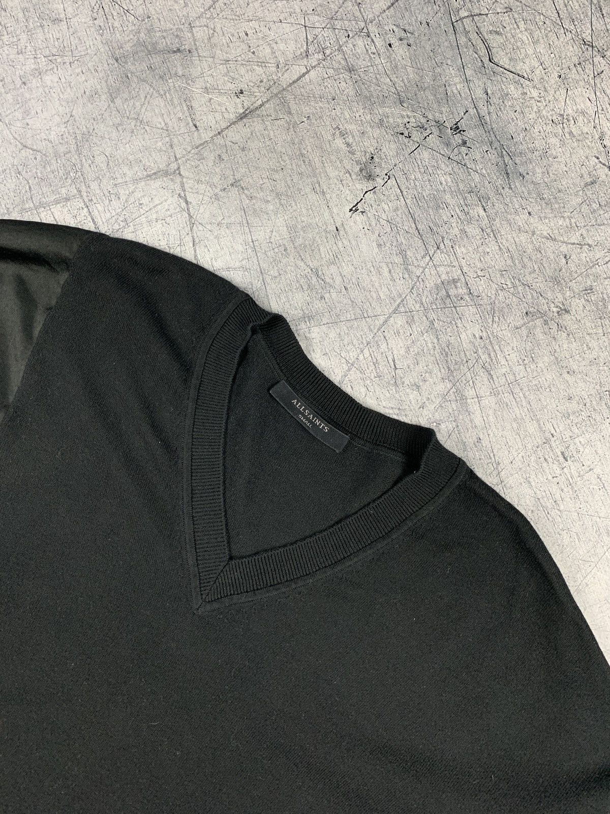 Allsaints Designer AllSaints V-Neck Sweater Black Alda Panel Luxury Size S / US 4 / IT 40 - 2 Thumbnail