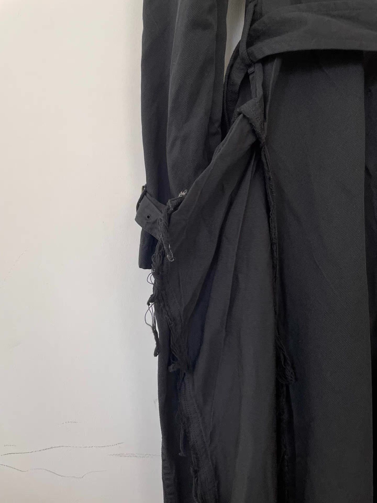 Comme des Garcons Comme des Garçons Deconstructed Trench Coat。Ｑ21 Size US L / EU 52-54 / 3 - 4 Thumbnail
