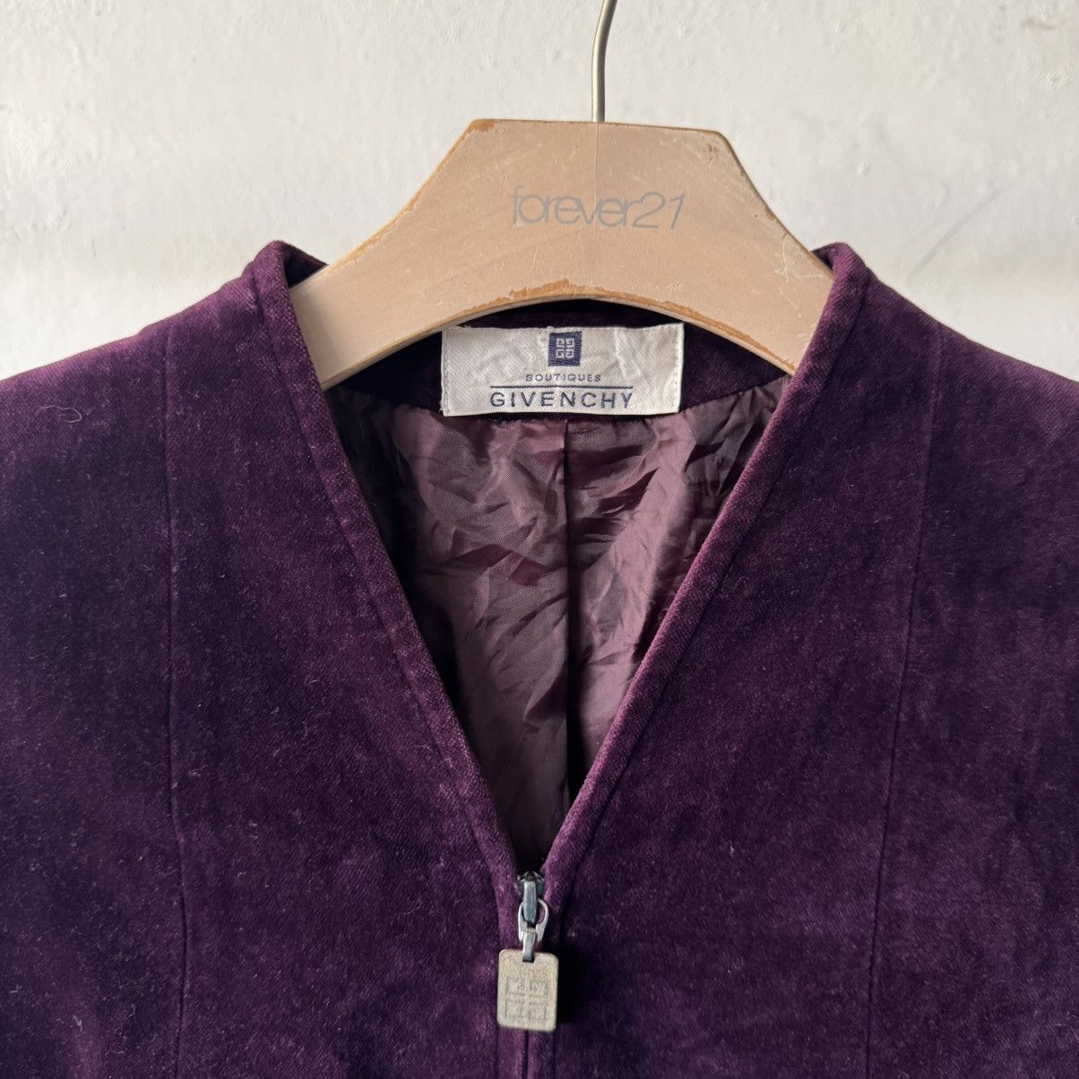 Givenchy 1990 Givenchy Boutiques Velvet Purple Zipper Coat Size S / US 4 / IT 40 - 4 Thumbnail