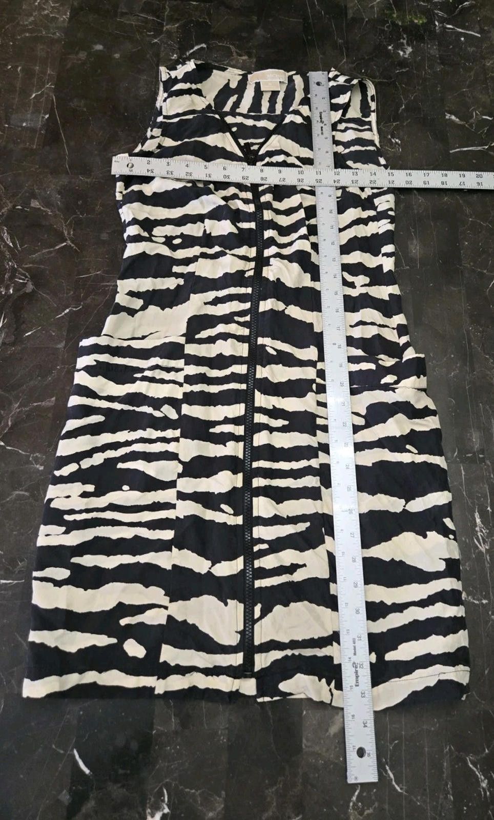 Michael Kors Michael Kors Womens Size 2 Sleeveless Dress Zebra Animal Size XS / US 0-2 / IT 36-38 - 8 Thumbnail