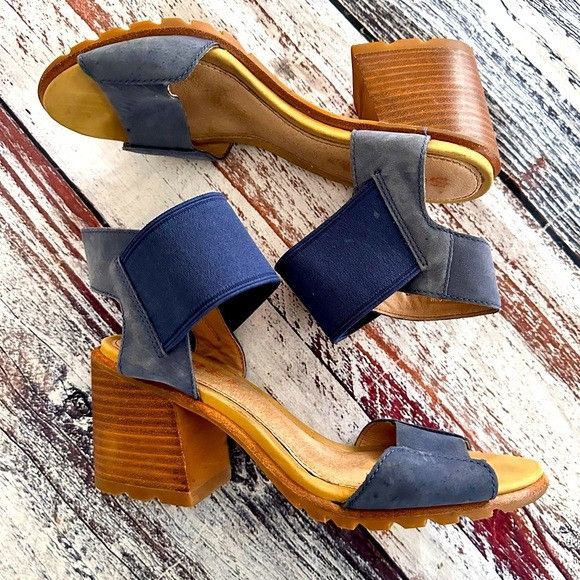 sorel nadia ankle bootie