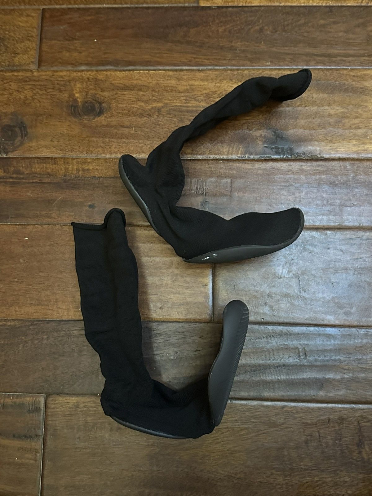 Yeezy Yeezy sock shoes Size US 9 / EU 42 - 2 Thumbnail