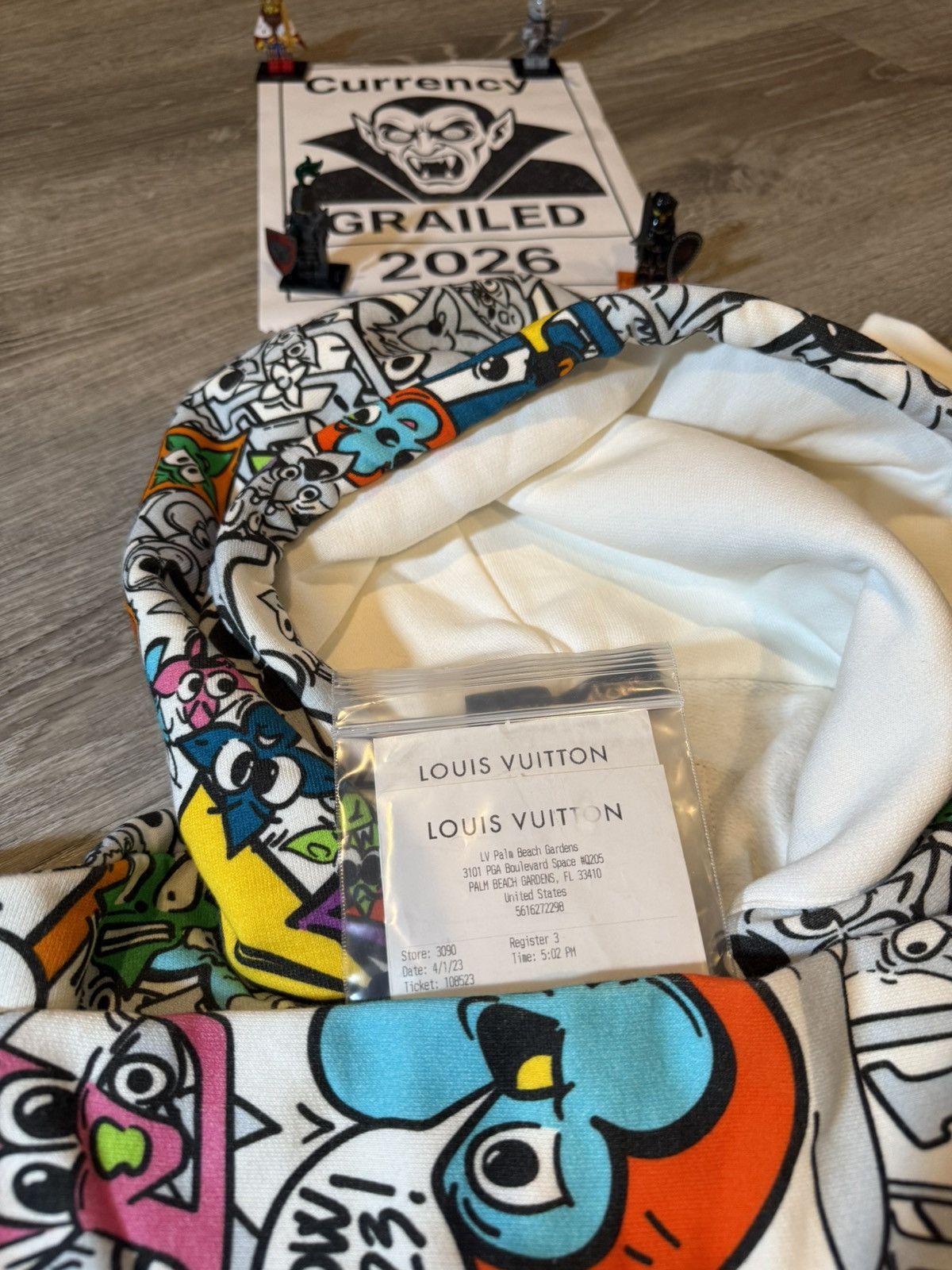 Louis Vuitton RARE Louis Vuitton SS23 Comics Hoodie Size US L / EU 52-54 / 3 - 17 Thumbnail