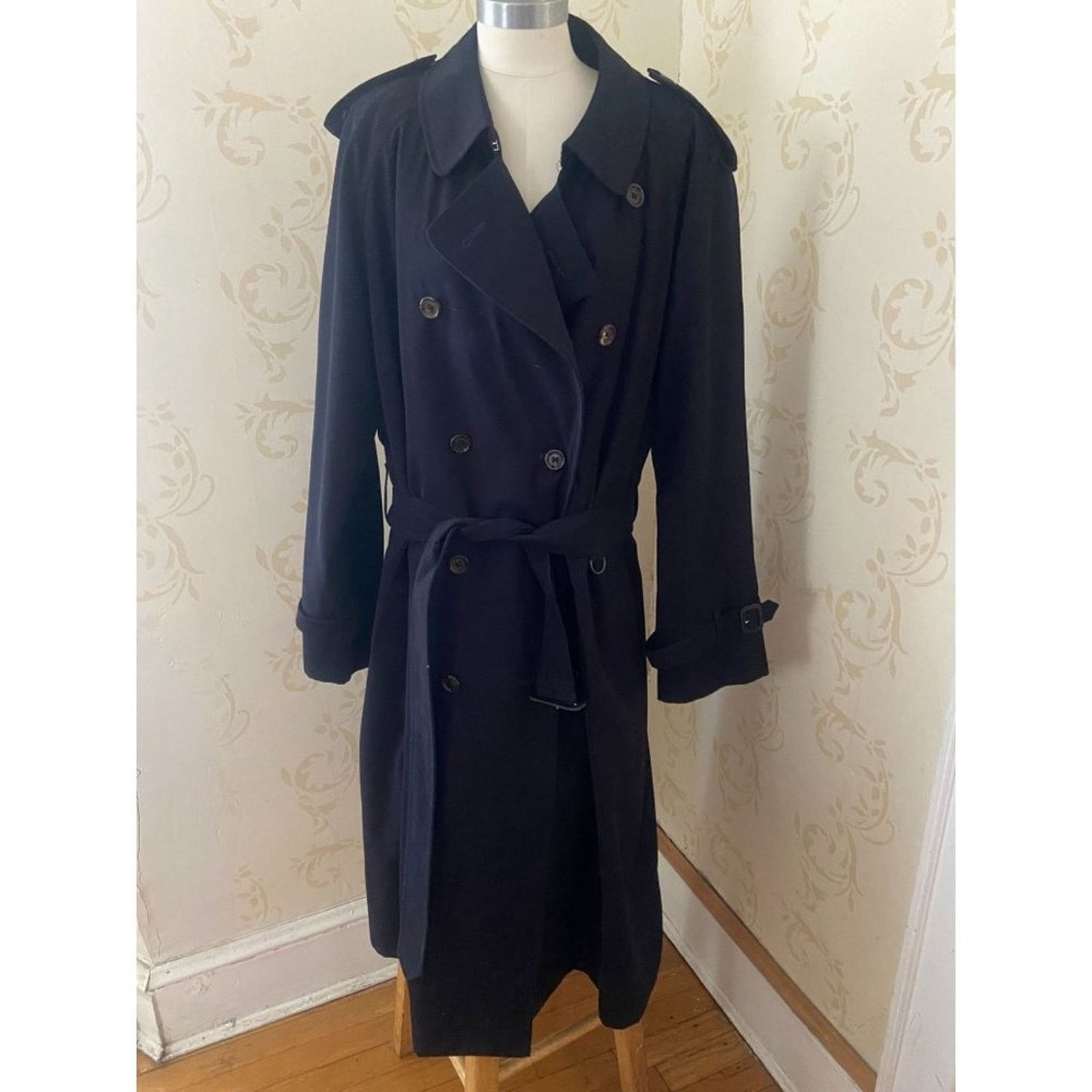 Men's 44 Long Burberry London Trench Coat
