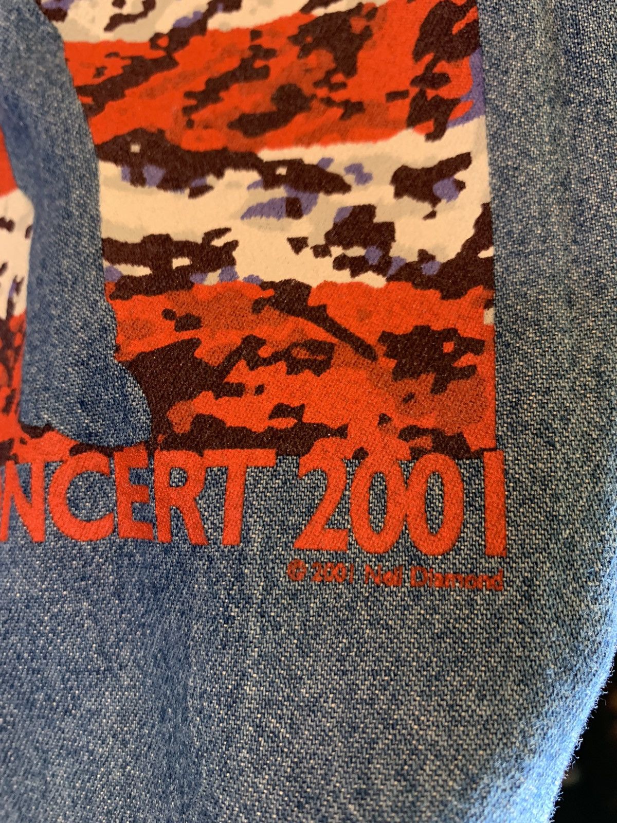 Band Tees × Vintage *RARE* Vintage 2001 Neil Diamond Live Denim Button Shirt - L Size US L / EU 52-54 / 3 - 5 Thumbnail