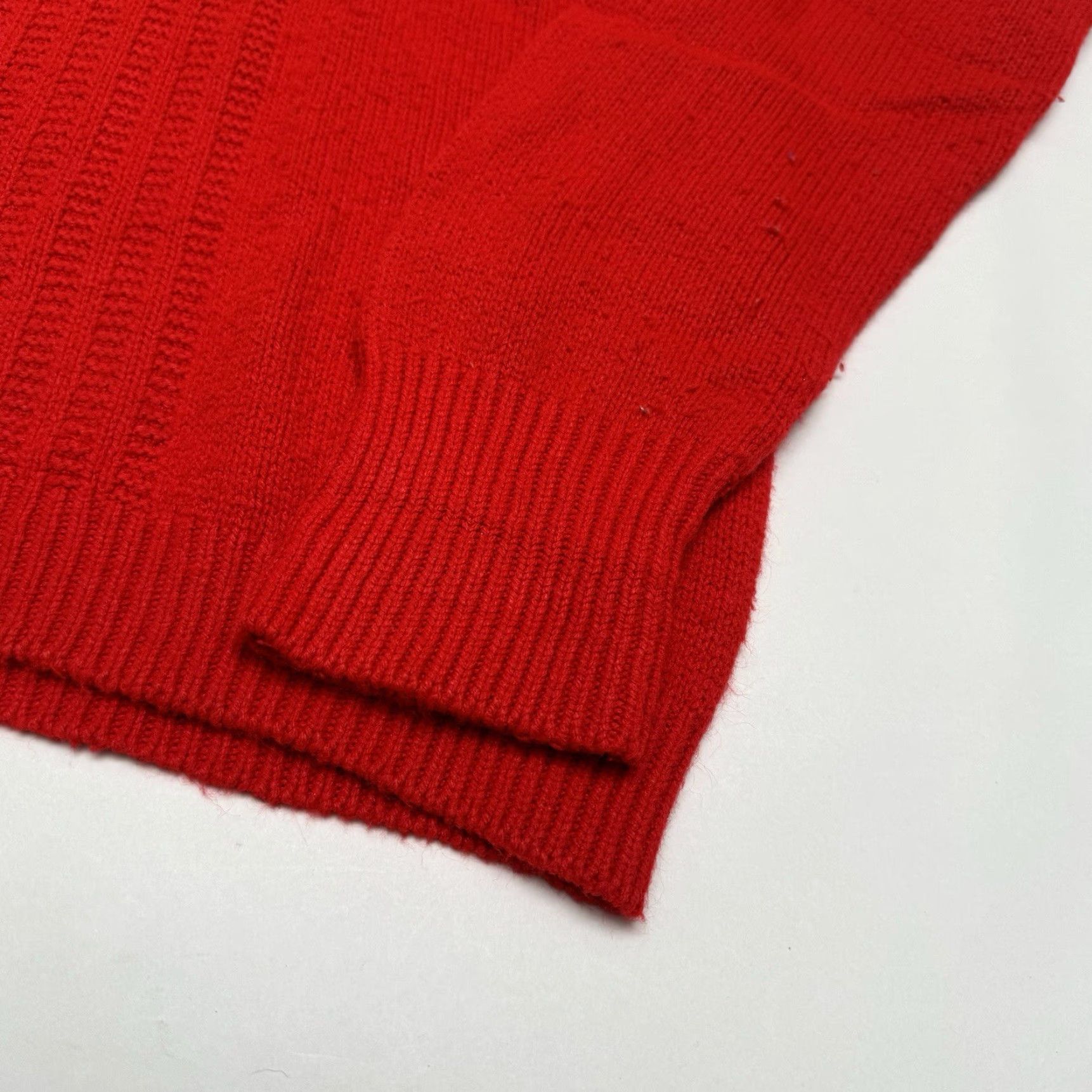 Vintage VINTAGE Sears Roebuck & Co Kerrybrooke Red 1/4 Button Sweater Womens S 1950s 50s Casual Acrylic Secretary/Geek Size S / US 4 / IT 40 - 3 Thumbnail