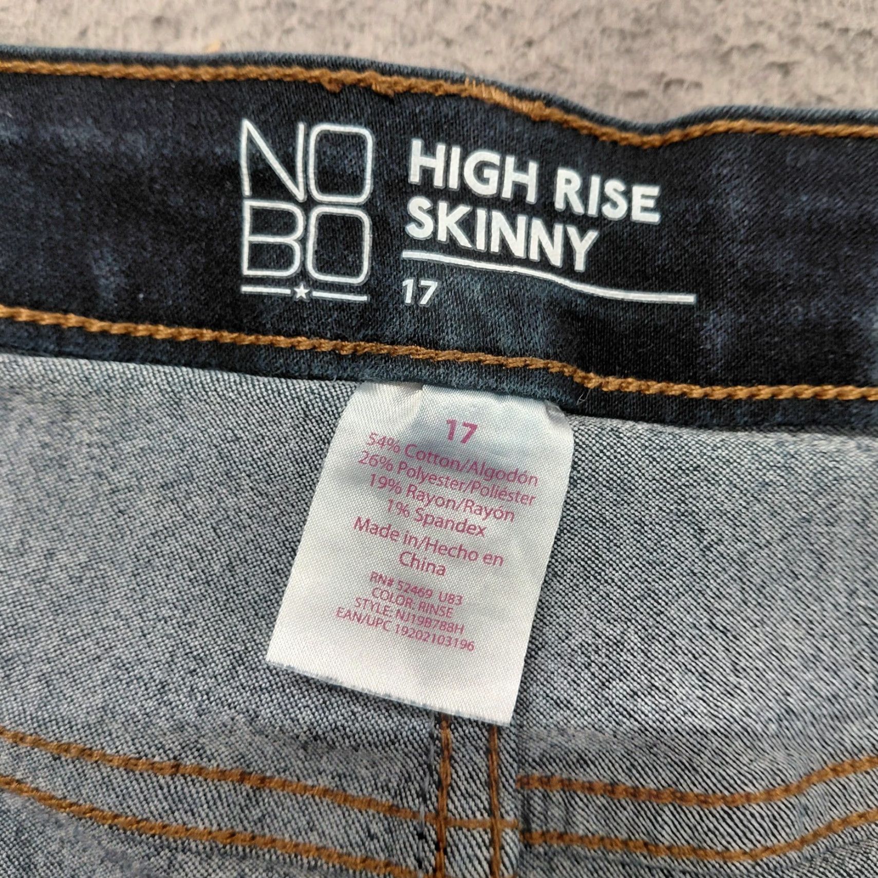 Vintage NOBO No Boundaries Jeans Women’s 17 Blue Denim Pockets Button Fly Skinny Jeans (Regular) Womens Size 38" / US 16 / IT 52 - 4 Thumbnail