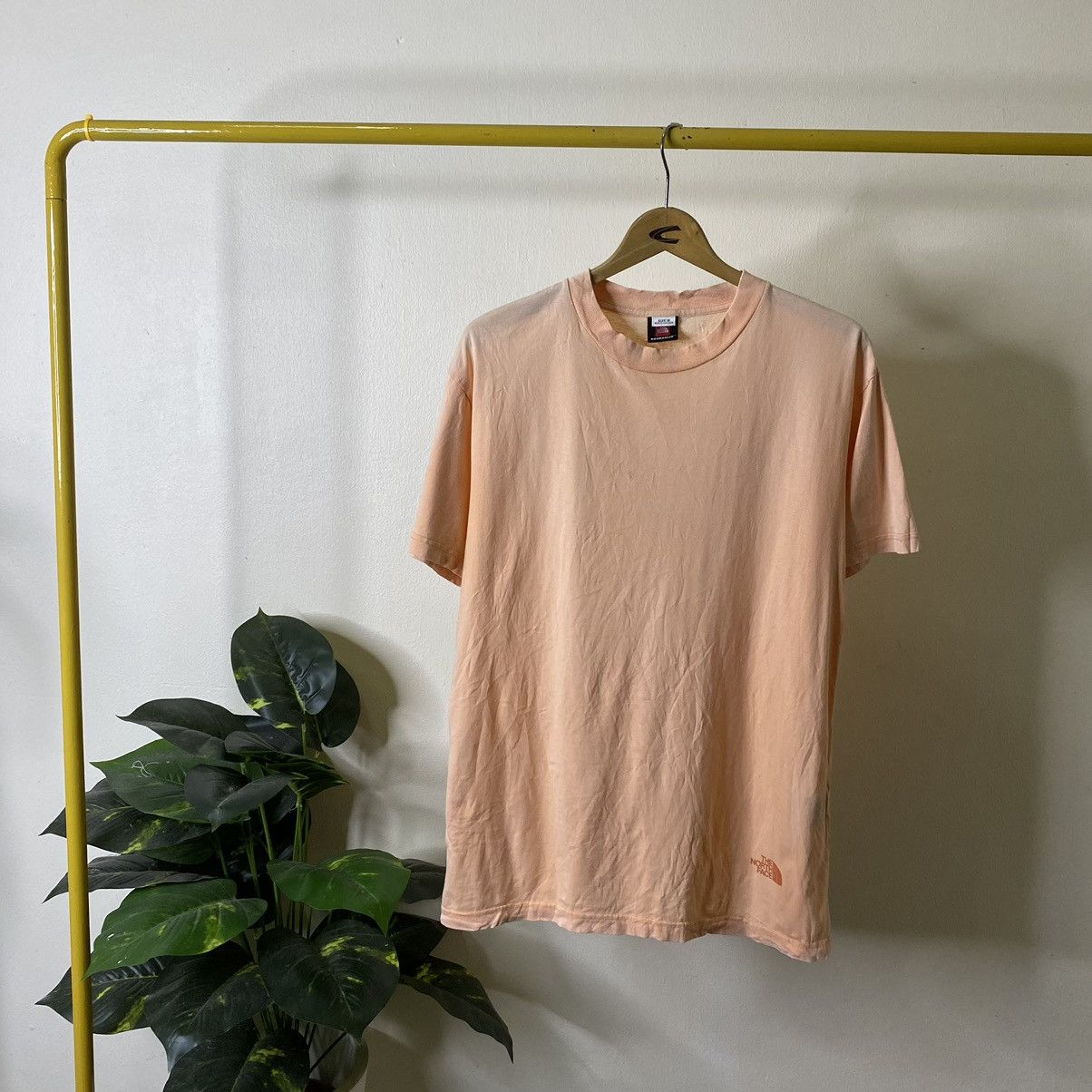 The North Face Vintage Y2K The North Face Rock Solid Faded Tee Size US L / EU 52-54 / 3 - 1 Thumbnail